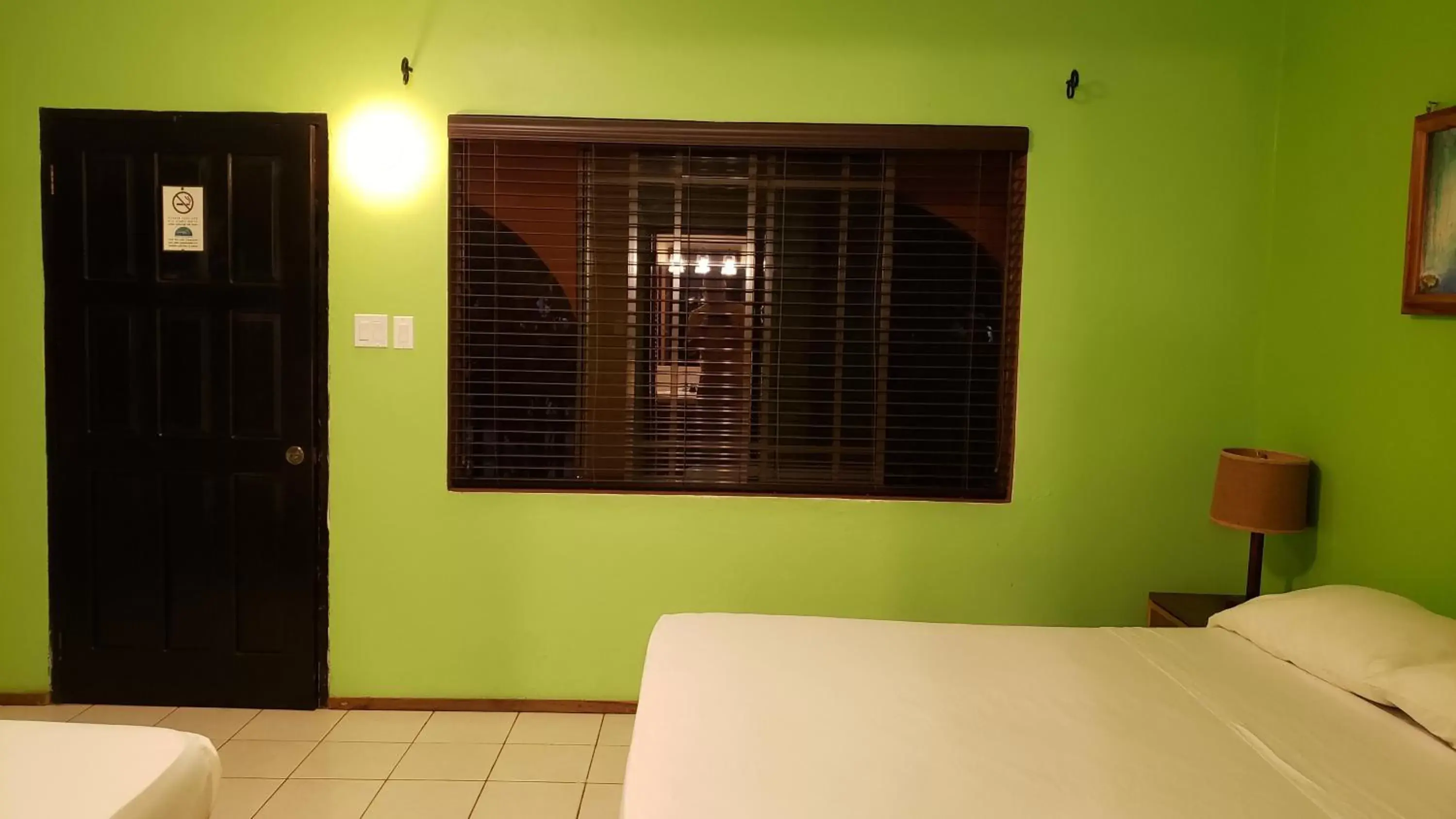 Standard Quadruple Room in Sunrise Club Hotel Standard Quadruple Room in Sunrise Club Hotel