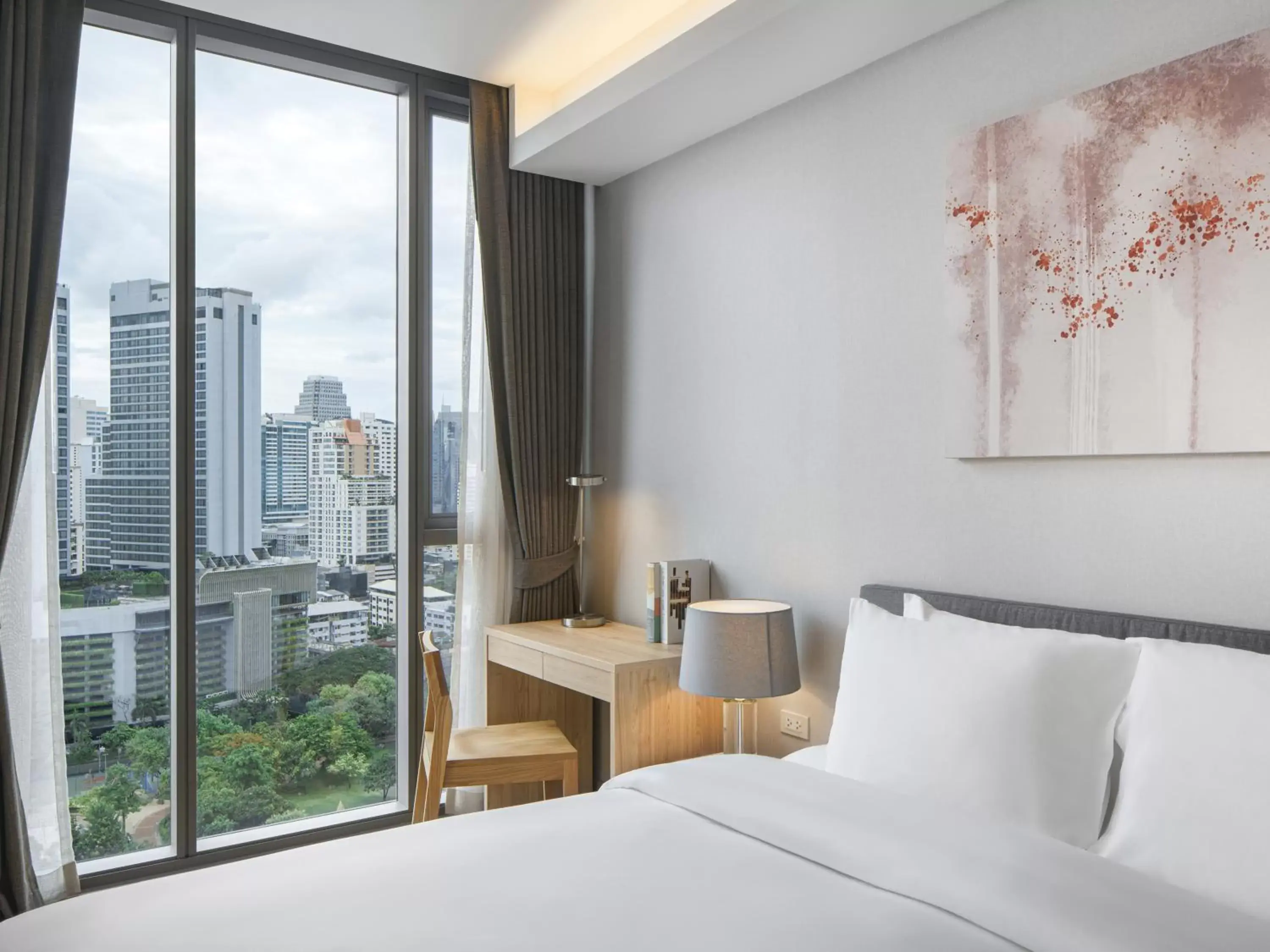 Executive Studio in Oakwood Suites Bangkok Executive Studio in Oakwood Suites Bangkok