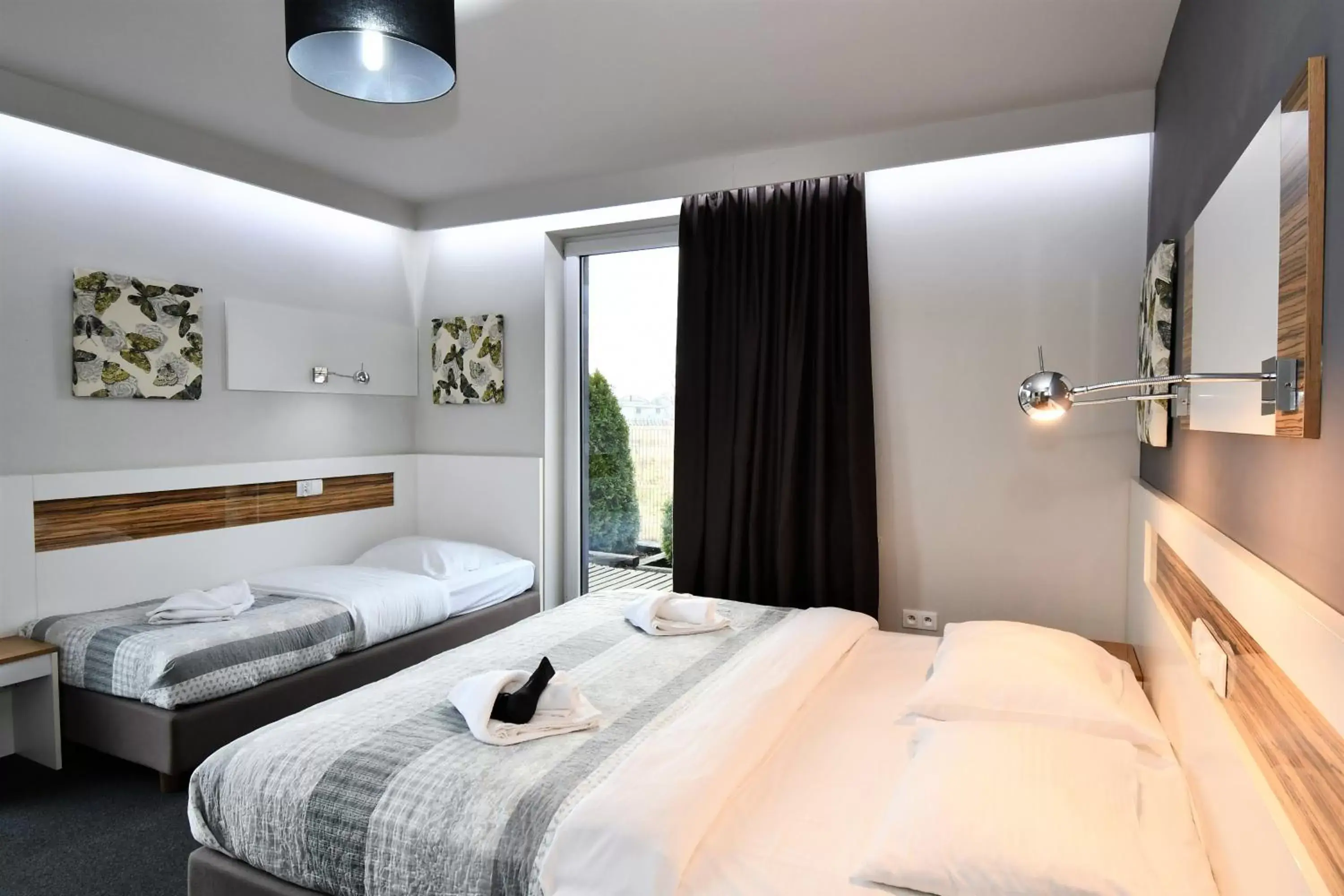 Triple Room in Sleepinn Gdansk Airport Triple Room in Sleepinn Gdansk Airport