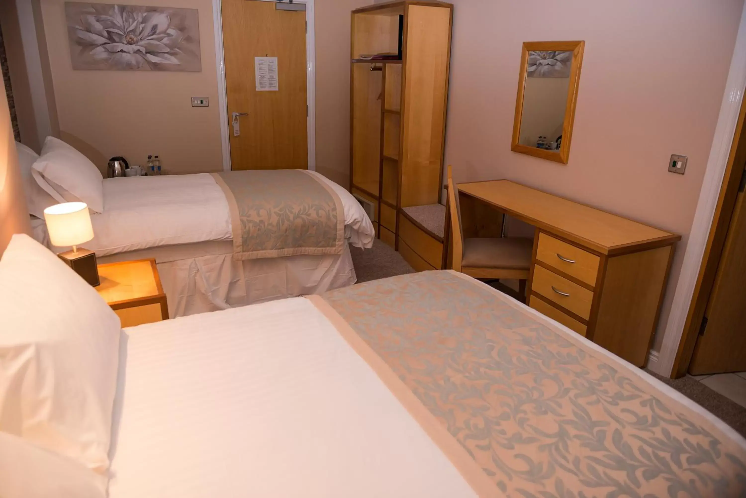 Standard Twin Room in Kilmorey Arms Hotel Standard Twin Room in Kilmorey Arms Hotel