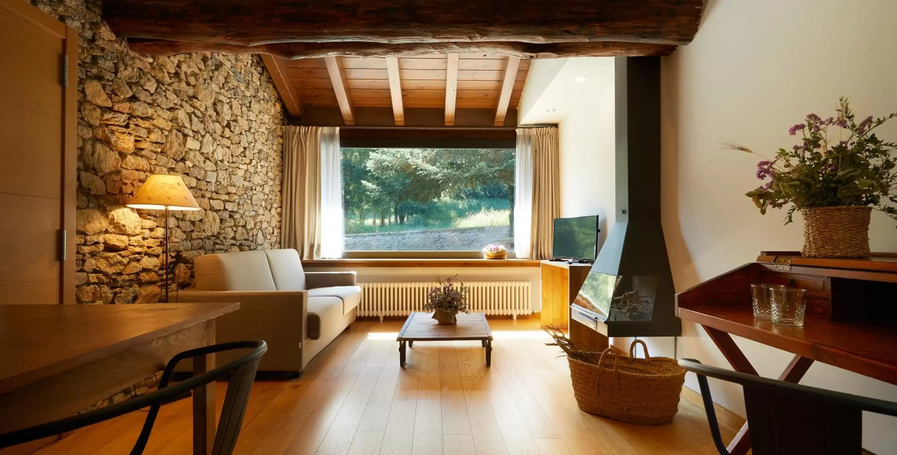 Superior Family Room in Hotelet Del Bac Superior Family Room in Hotelet Del Bac