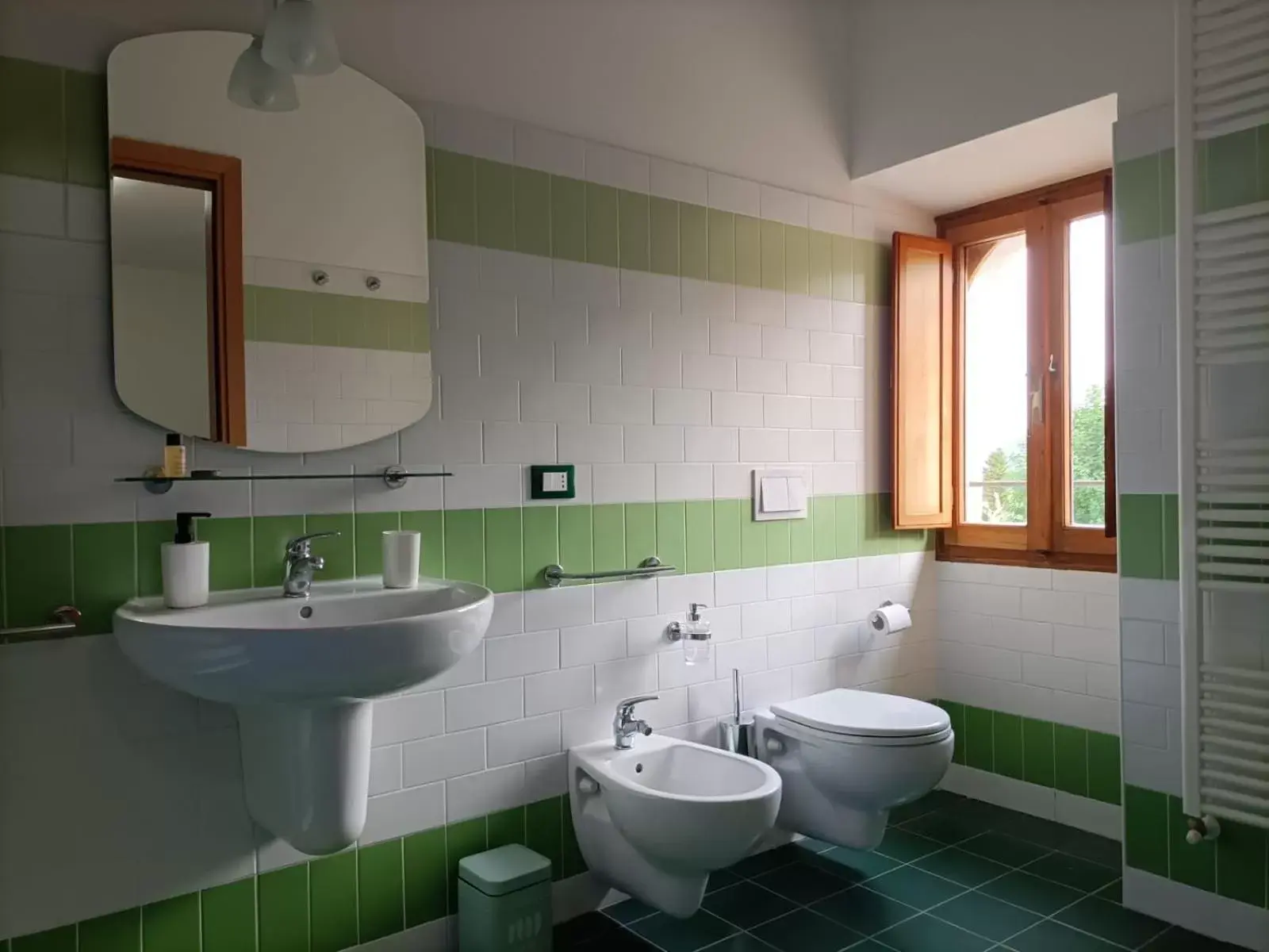 Triple Room with Mountain View in Casa Fra Ambrogio Triple Room with Mountain View in Casa Fra Ambrogio