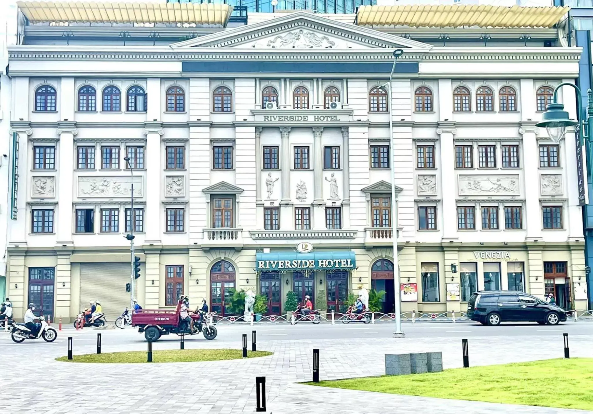 Riverside Hotel Saigon Riverside Hotel Saigon