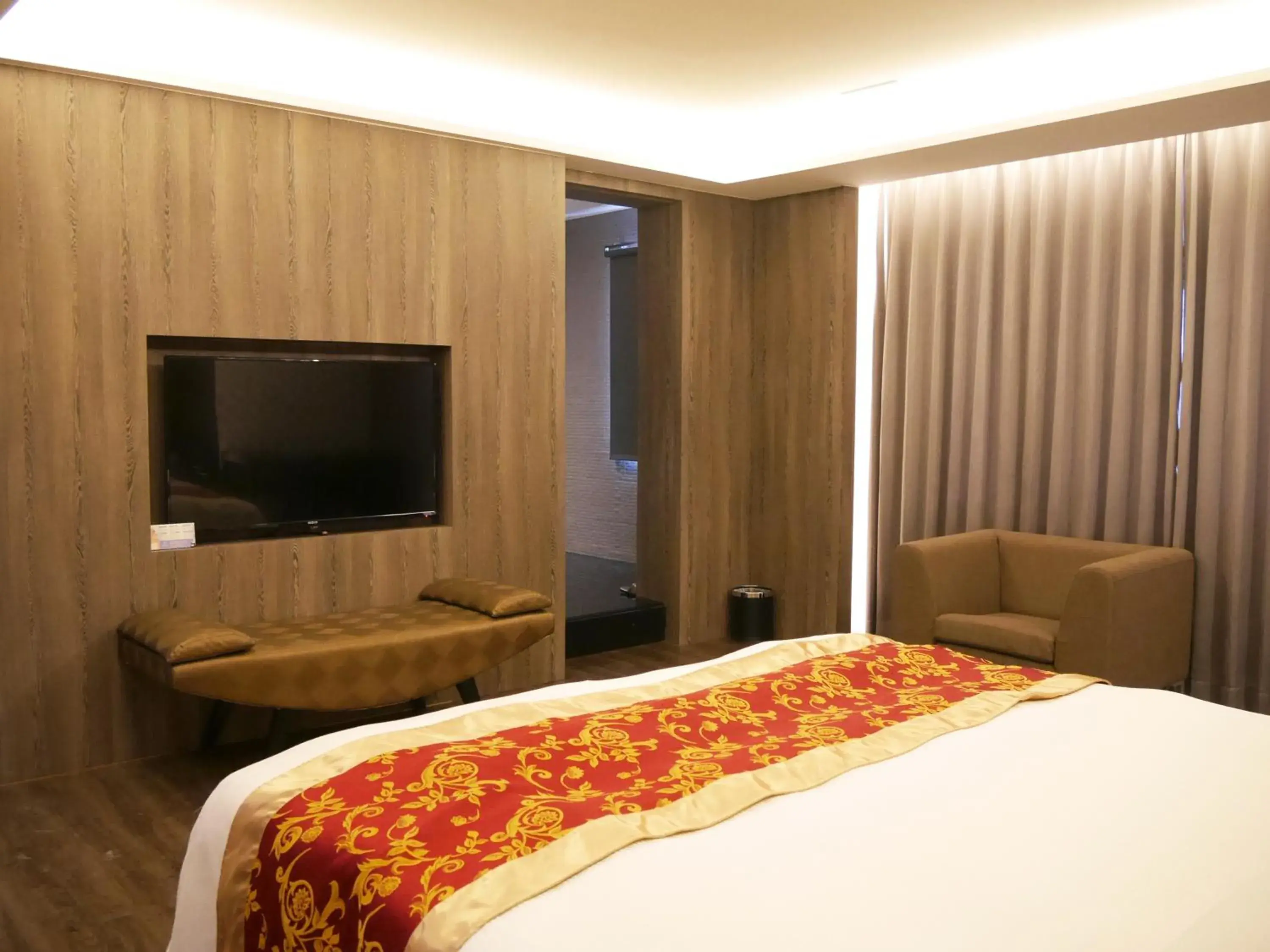 Business Double Room without Private Garage in Refinement Motel Business Double Room without Private Garage in Refinement Motel