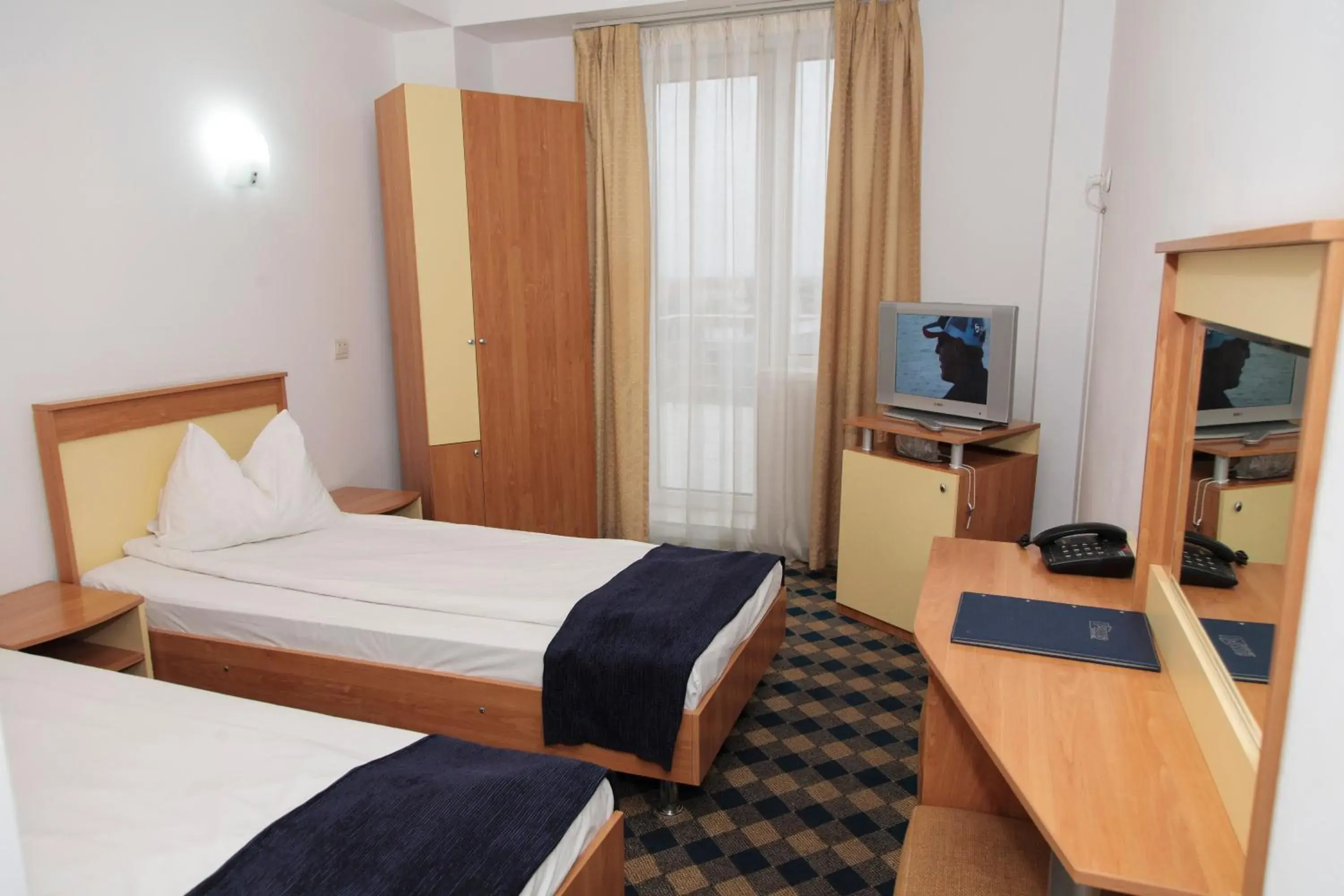 Twin Room - single occupancy in Plus Hotel Twin Room - single occupancy in Plus Hotel