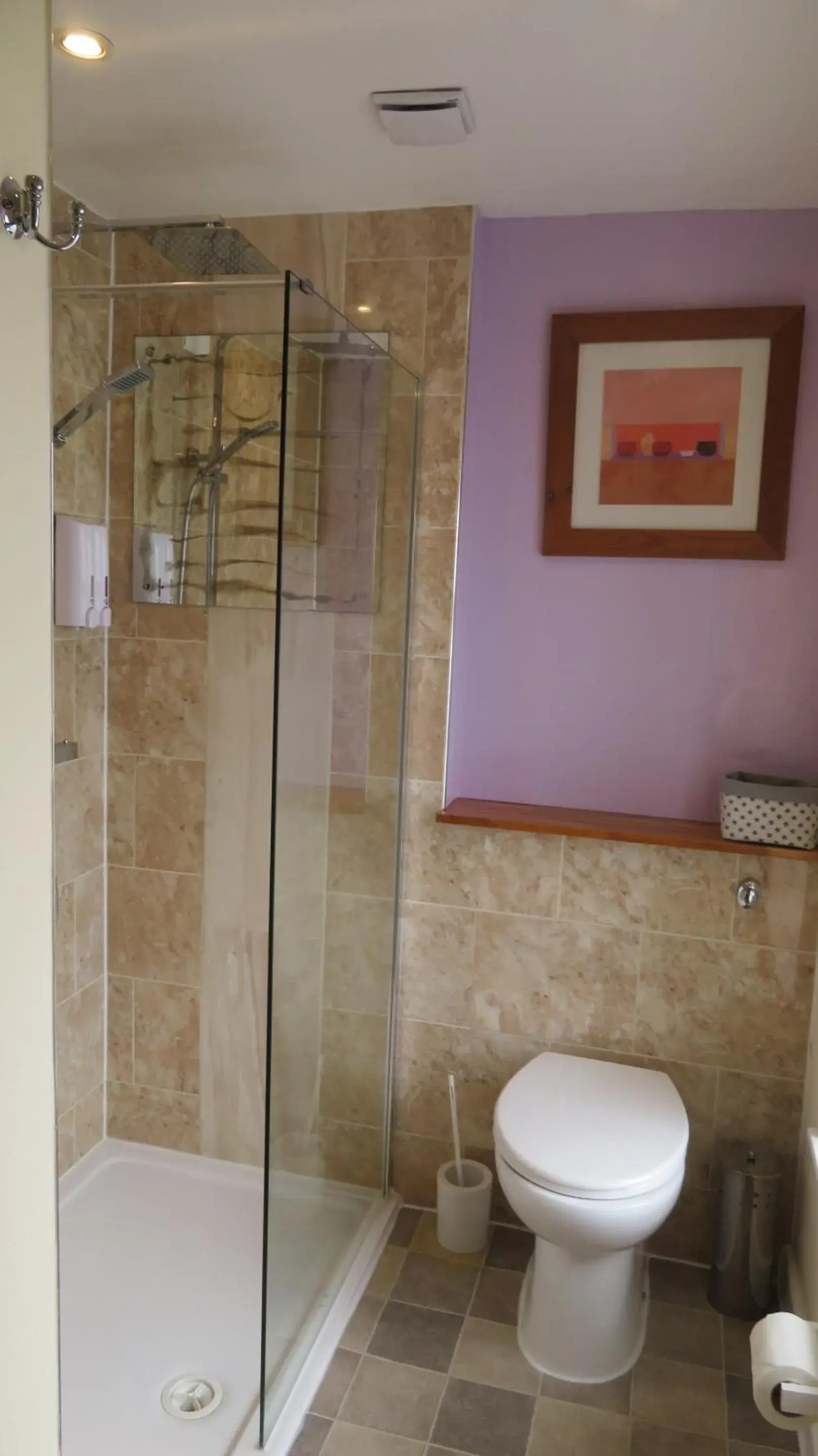 Superior King Room in The Wheatsheaf Superior King Room in The Wheatsheaf