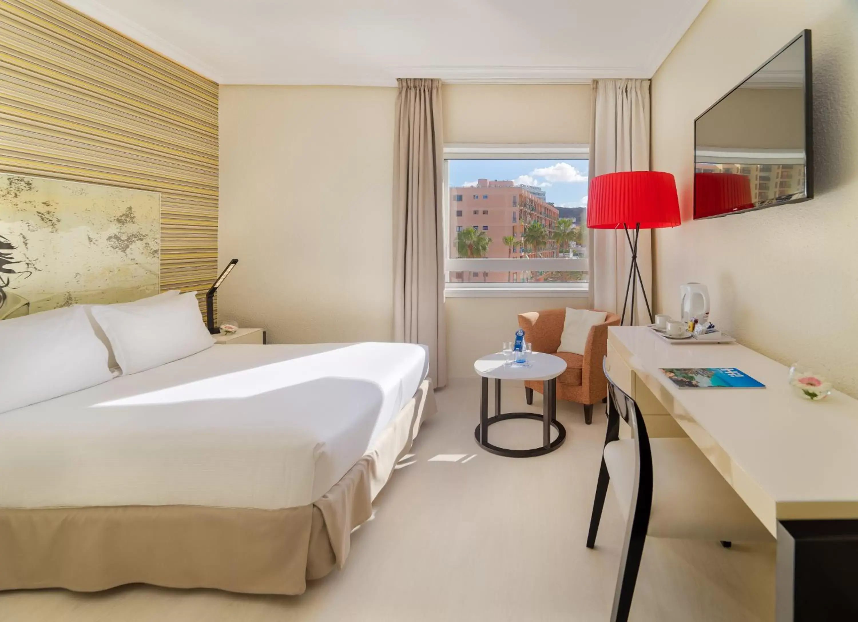 Basic Double Room - Single Use in H10 Gran Tinerfe - Adults Only Basic Double Room - Single Use in H10 Gran Tinerfe - Adults Only