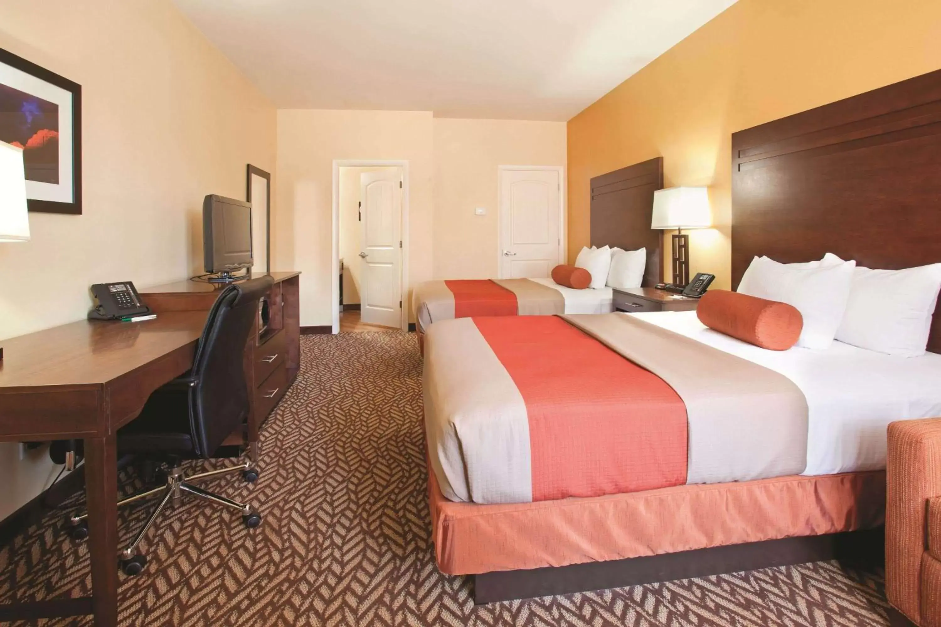 Queen Room with Two Queen Beds in The Red Cliffs Lodge Zion, a Tribute Portfolio Hotel Queen Room with Two Queen Beds in The Red Cliffs Lodge Zion, a Tribute Portfolio Hotel