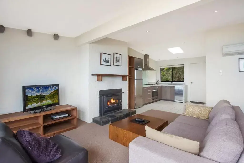 Deluxe Two-Bedroom Villa in Beacon Point Ocean View Villas Deluxe Two-Bedroom Villa in Beacon Point Ocean View Villas