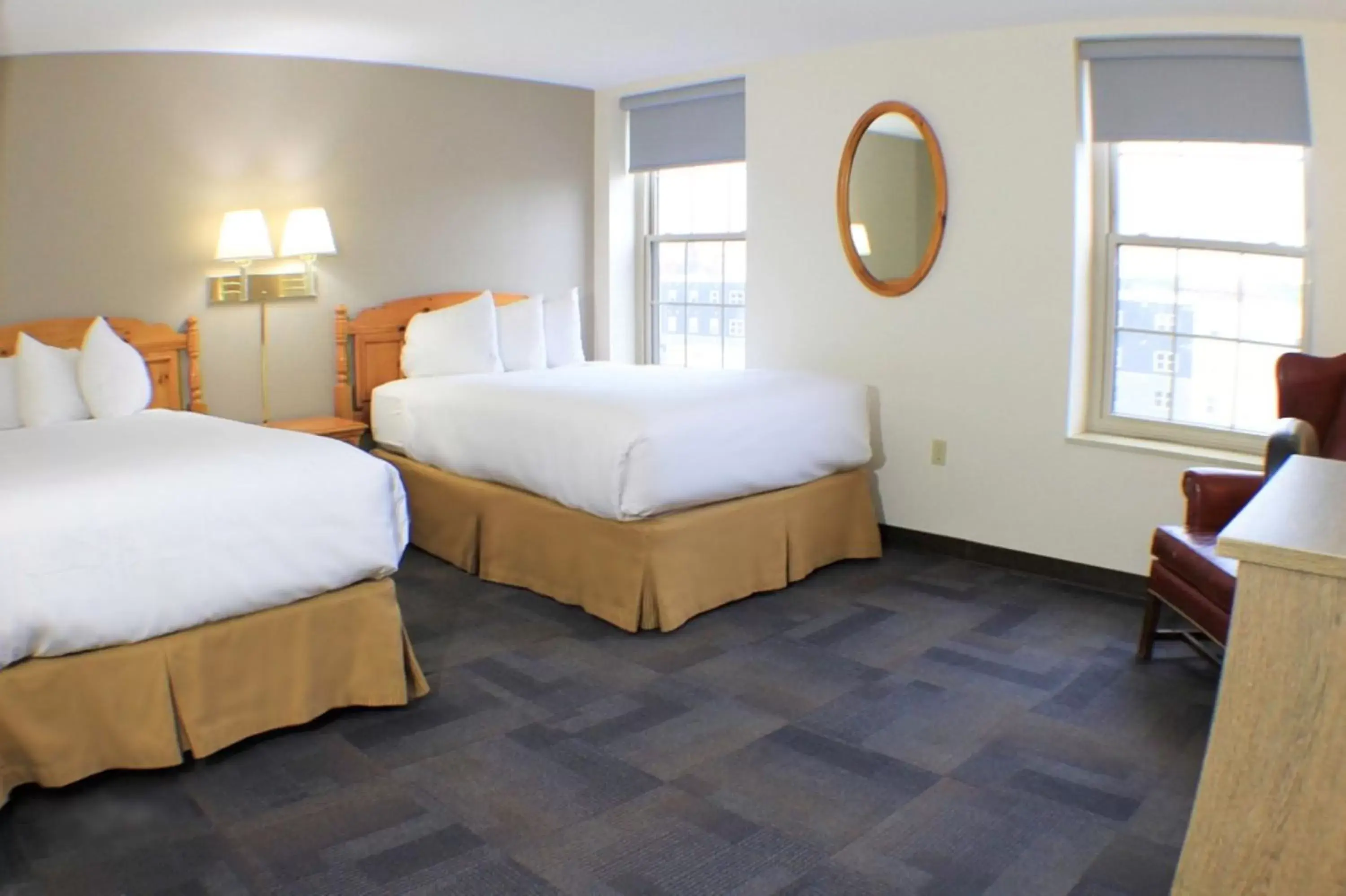 Double Room with Two Double Beds - Non-Smoking in The Hotel Ojibway, Trademark Collection by Wyndham Double Room with Two Double Beds - Non-Smoking in The Hotel Ojibway, Trademark Collection by Wyndham