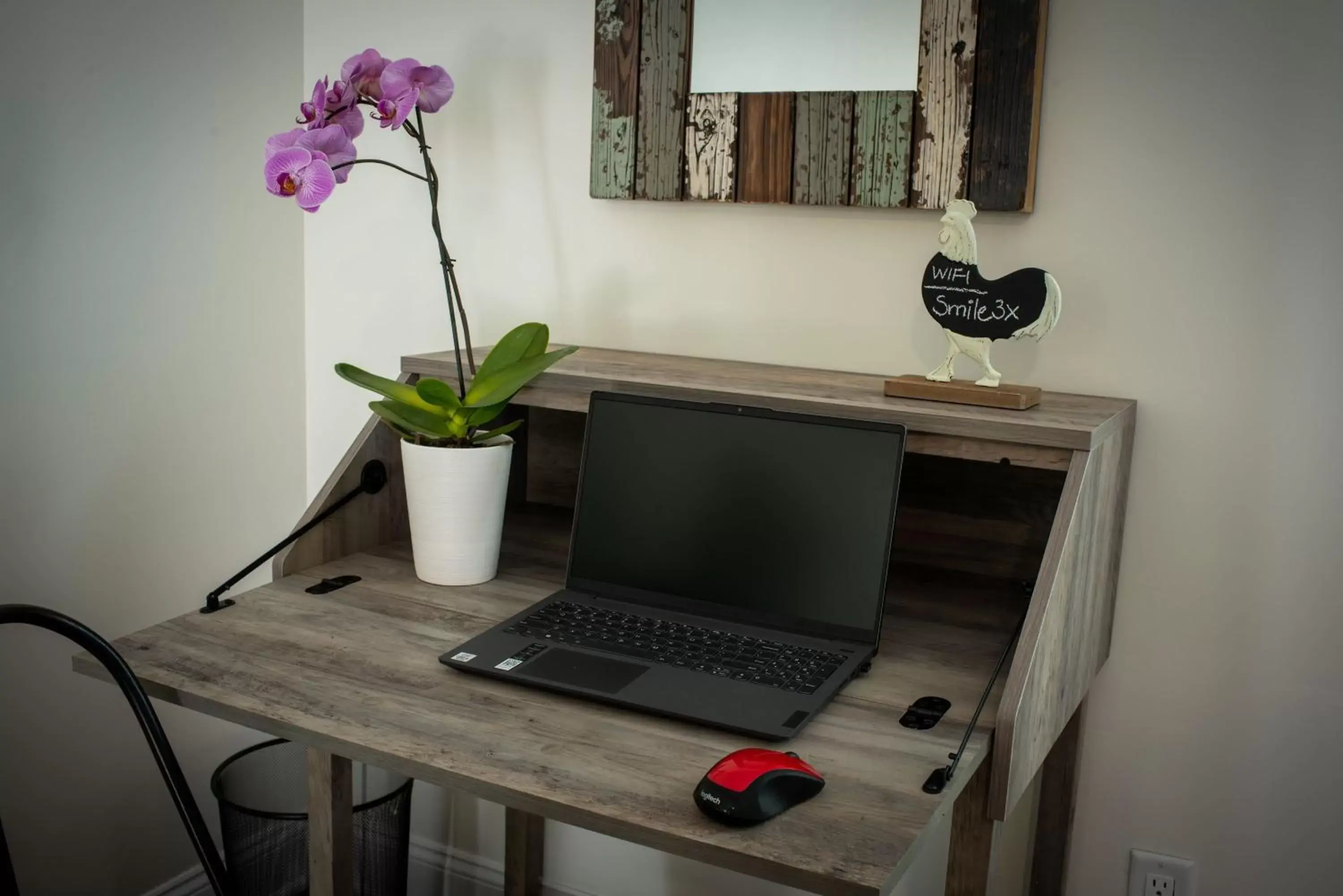 King Suite in Arcady Mountain Motor Lodge King Suite in Arcady Mountain Motor Lodge