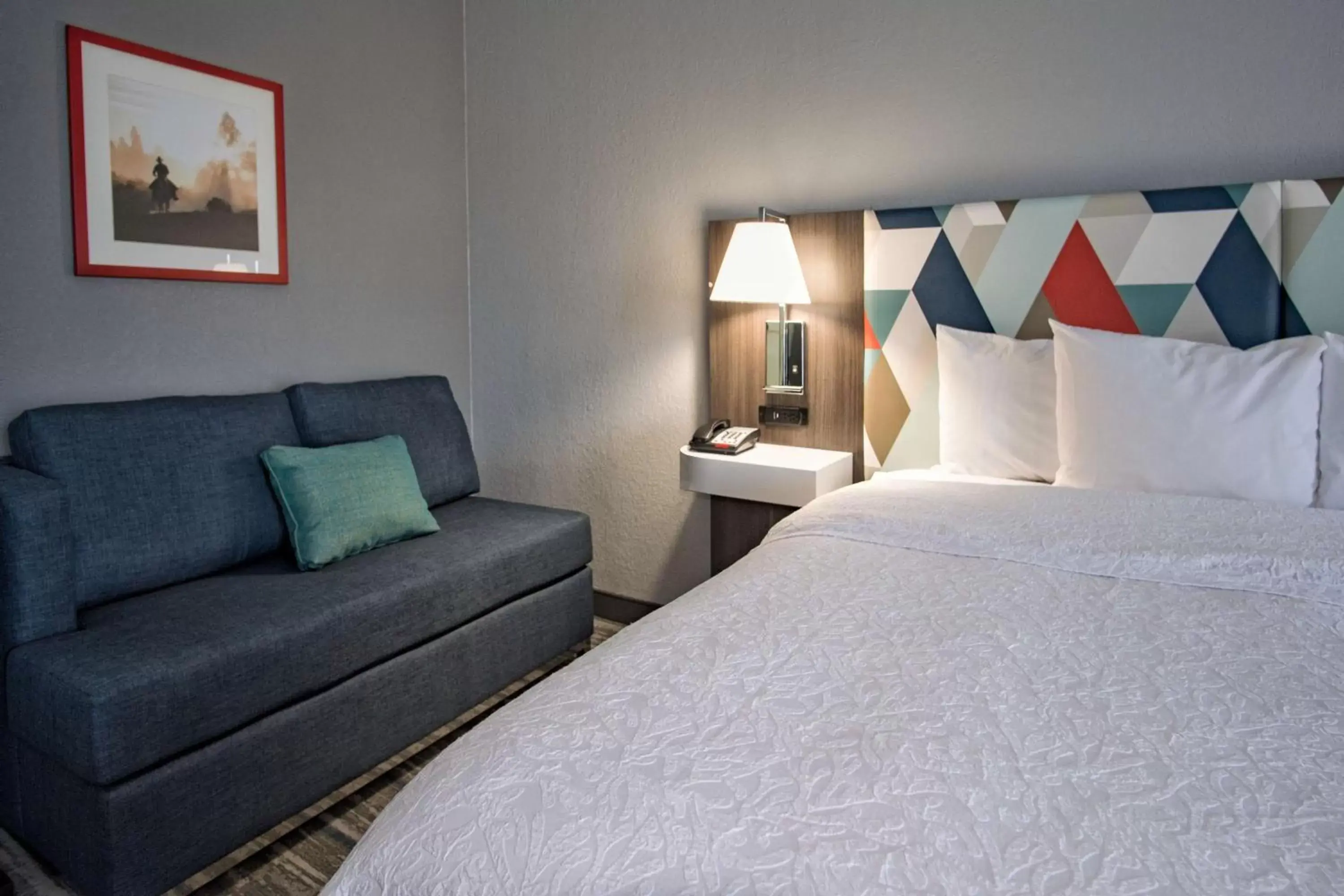 King Study - Non-Smoking in Hampton Inn Oklahoma City/Yukon King Study - Non-Smoking in Hampton Inn Oklahoma City/Yukon