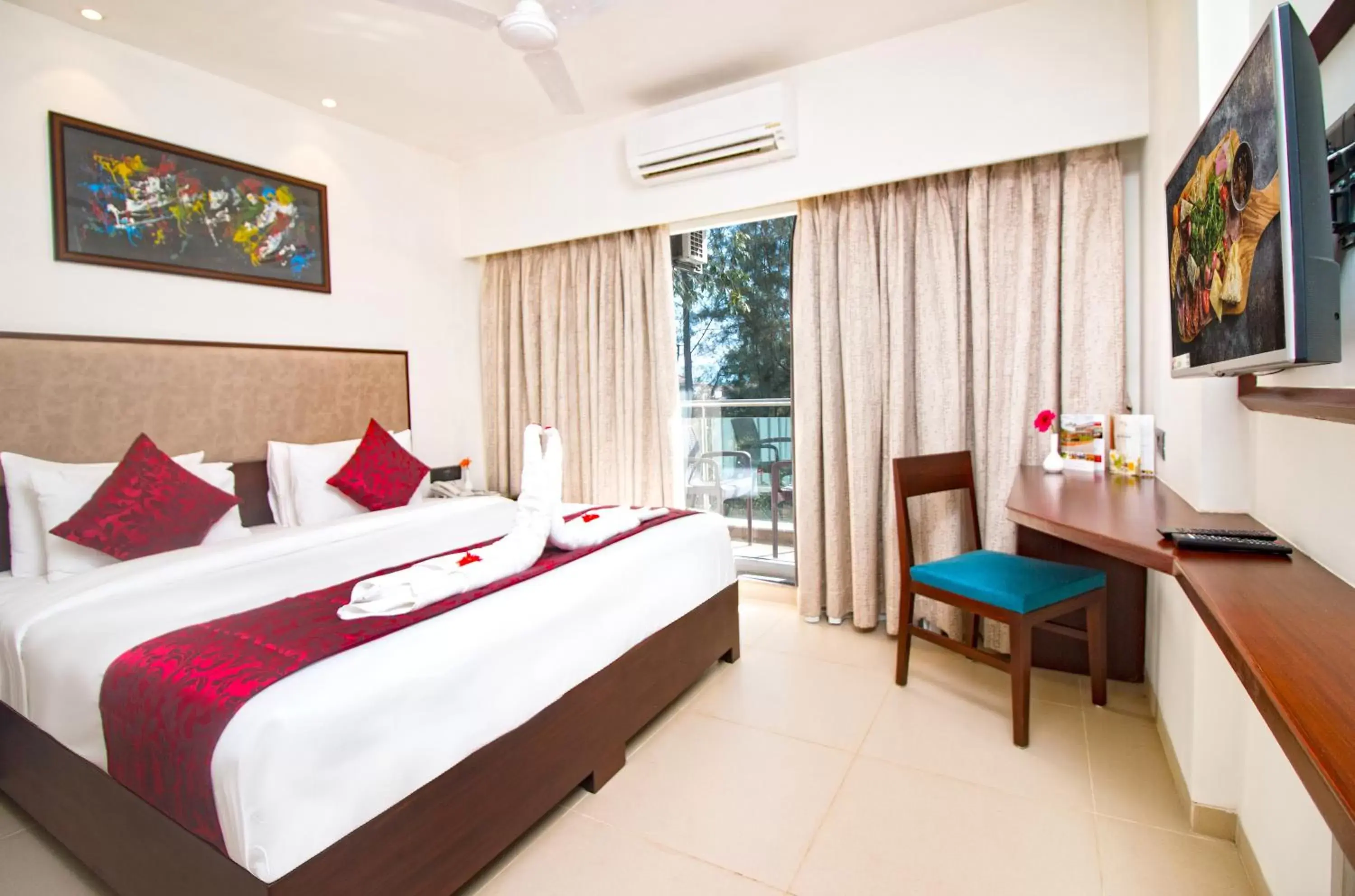 Junior Suite - single occupancy in 7 Apple Resort Lonavala Junior Suite - single occupancy in 7 Apple Resort Lonavala