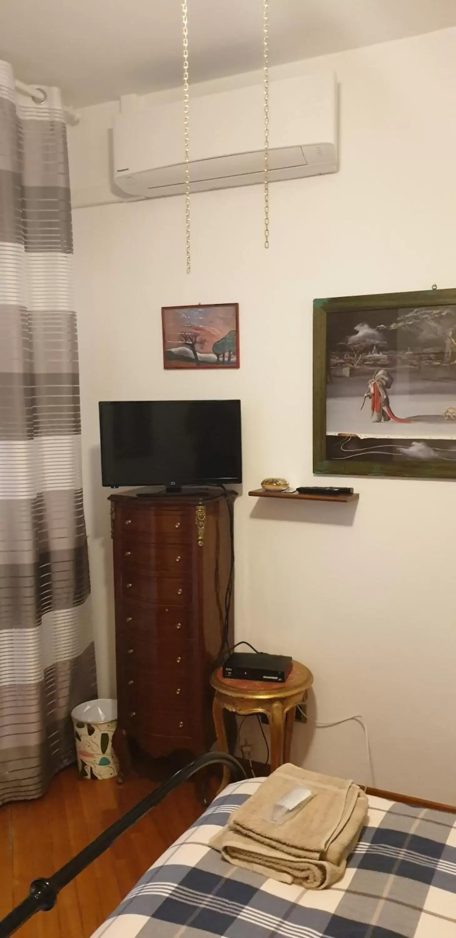 Deluxe Single Room with Balcony in Villa Emma Deluxe Single Room with Balcony in Villa Emma