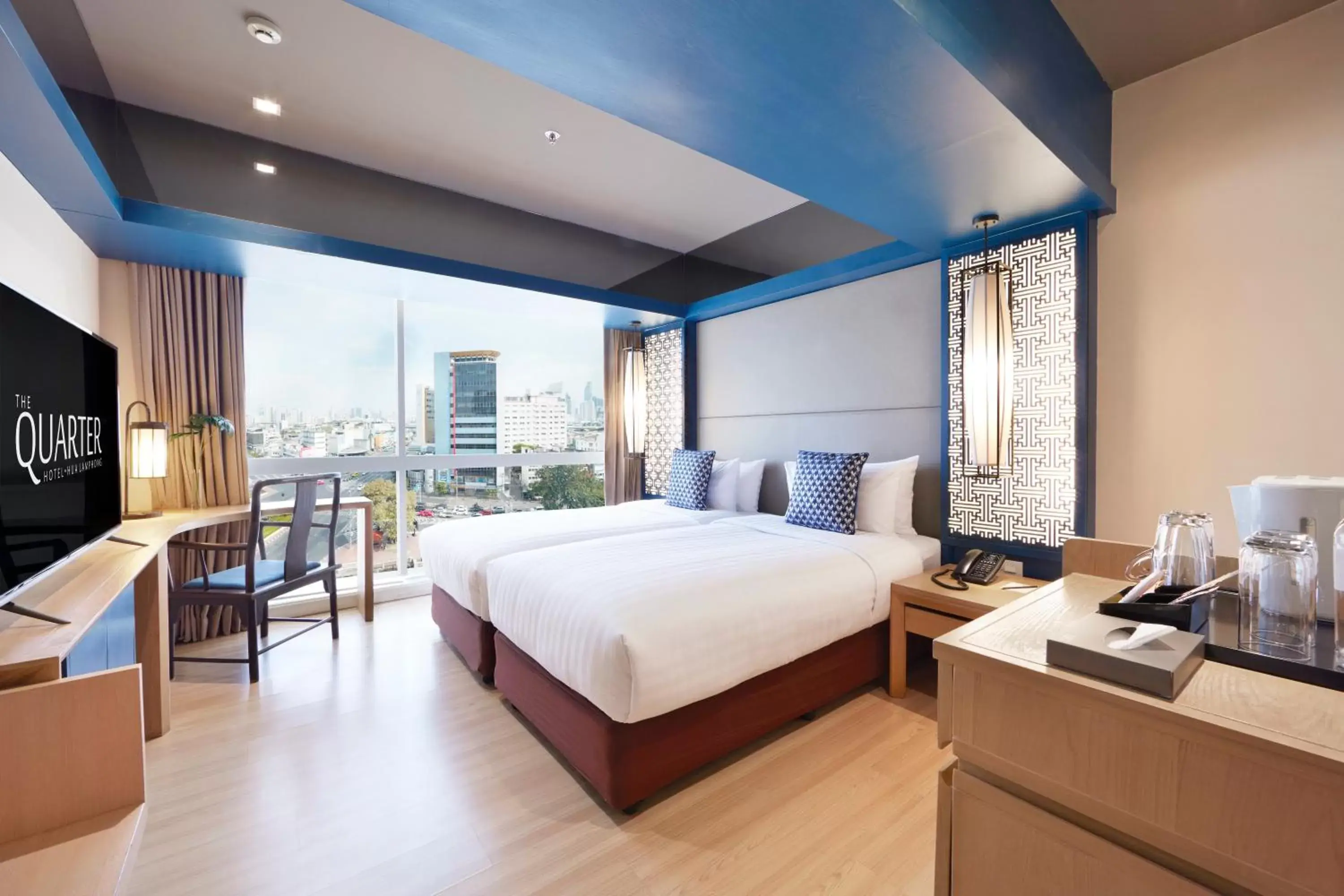 Deluxe Twin Room with City View in The Quarter Hualamphong by UHG Deluxe Twin Room with City View in The Quarter Hualamphong by UHG