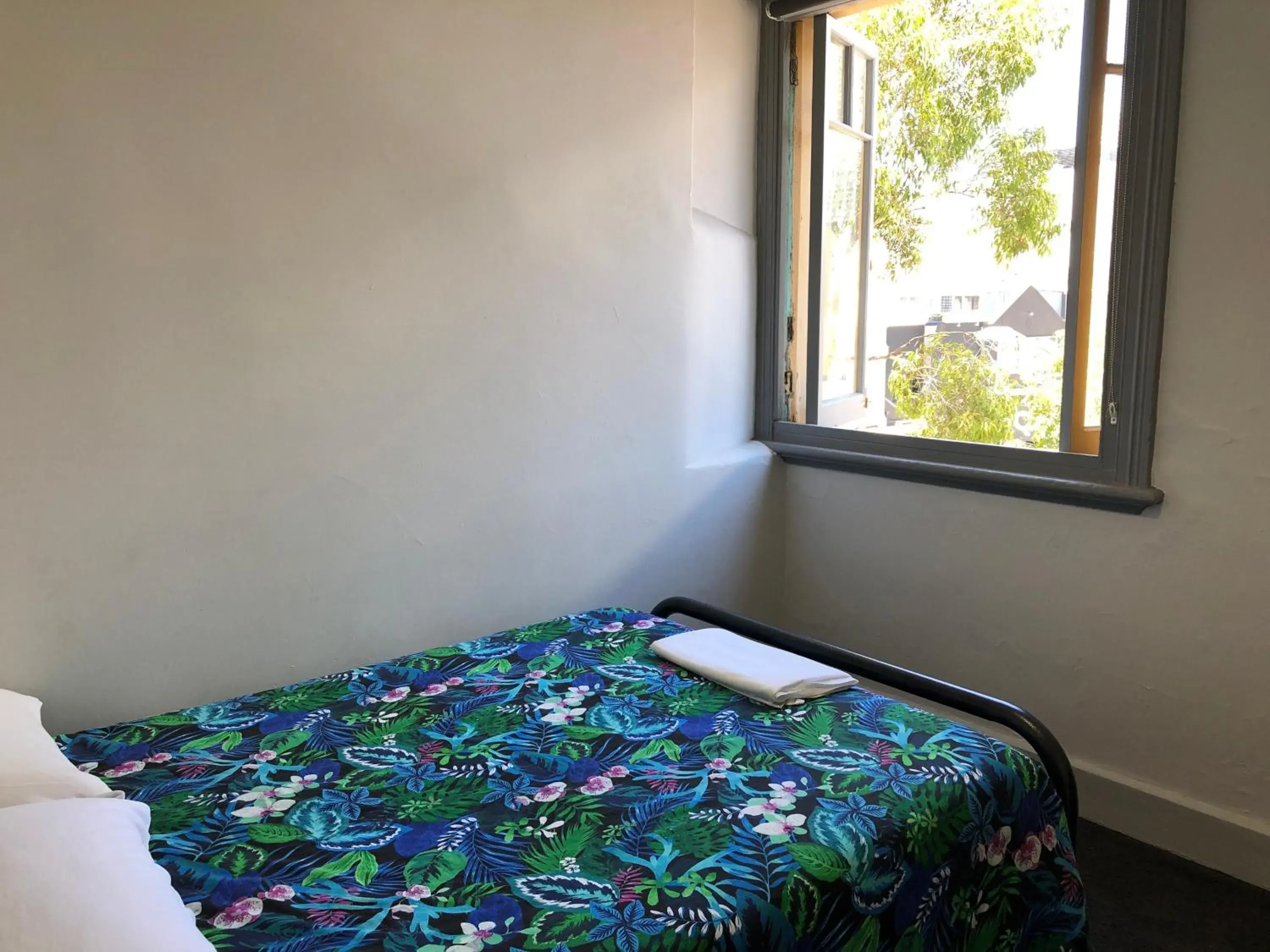 Double Room with Shared Bathroom in Britannia on William Double Room with Shared Bathroom in Britannia on William