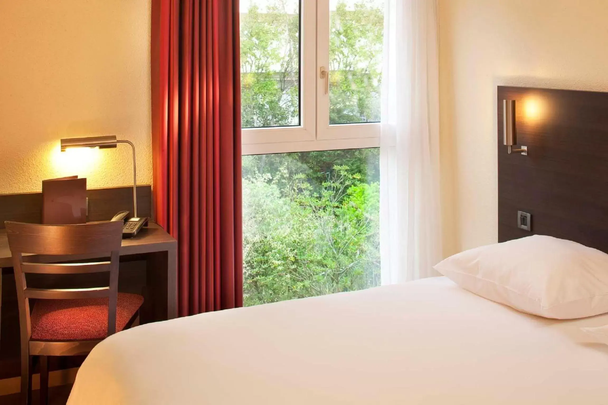 Double Room in Escale Oceania Biarritz Double Room in Escale Oceania Biarritz