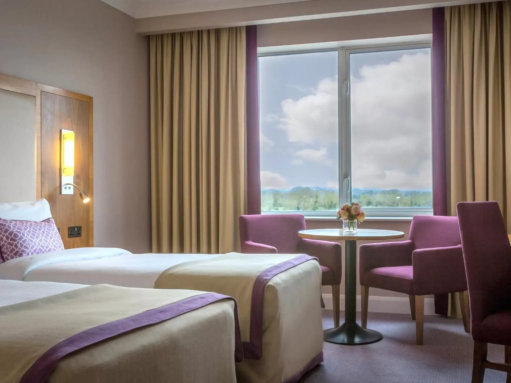 Superior Twin Room - single occupancy in Charleville Park Hotel & Leisure Club IRELAND Superior Twin Room - single occupancy in Charleville Park Hotel & Leisure Club IRELAND