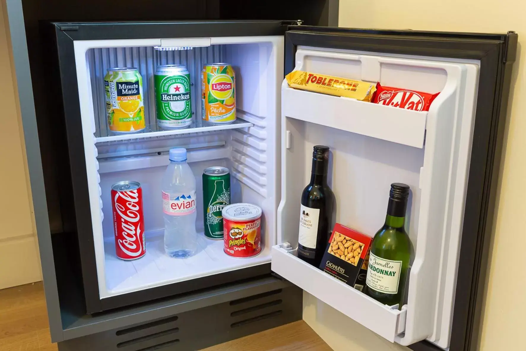 Standard Double Room in Hotel Montbriand Antony - Ancien Alixia Standard Double Room in Hotel Montbriand Antony - Ancien Alixia