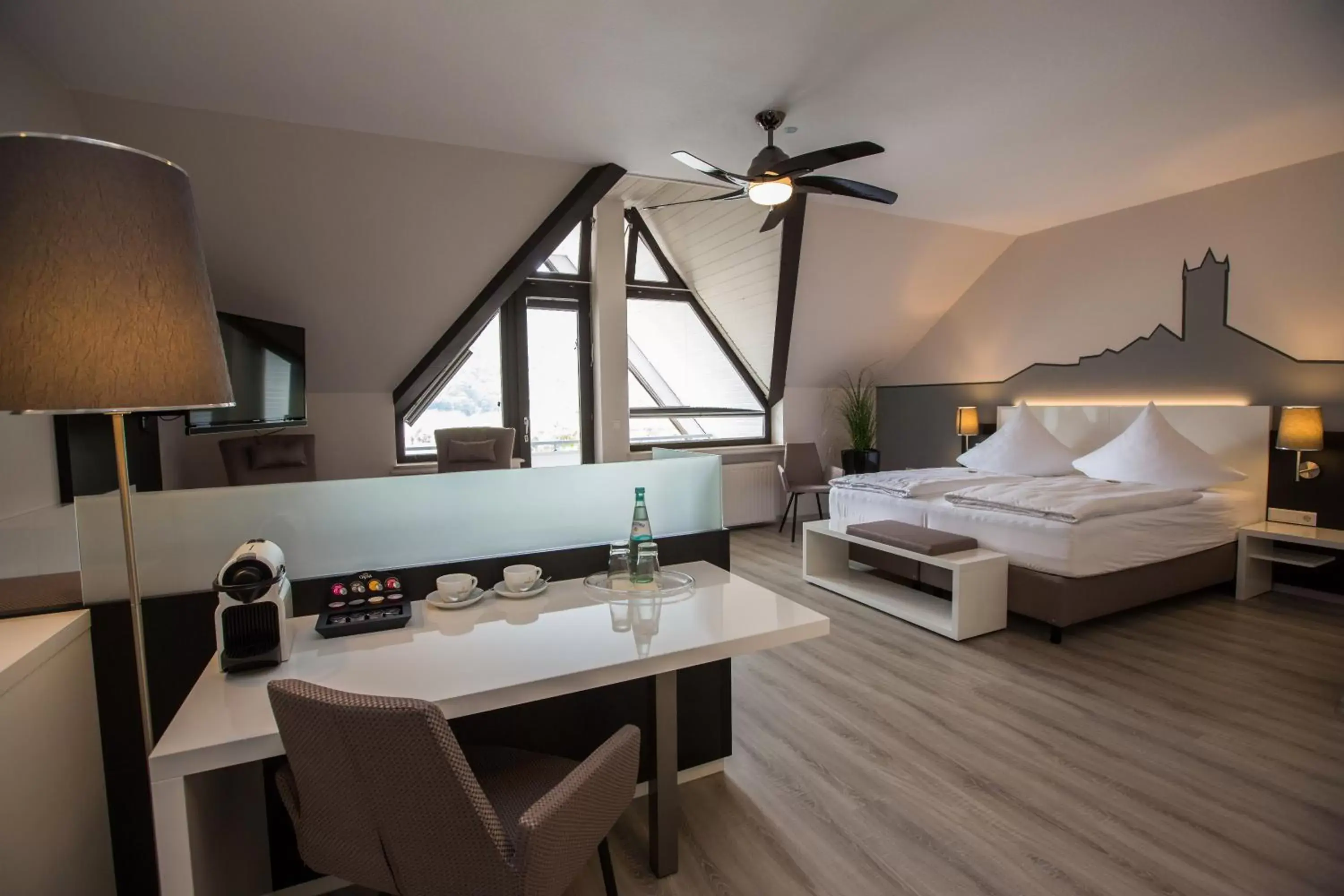 Deluxe Junior Suite with River View in Hotel Traumblick Deluxe Junior Suite with River View in Hotel Traumblick