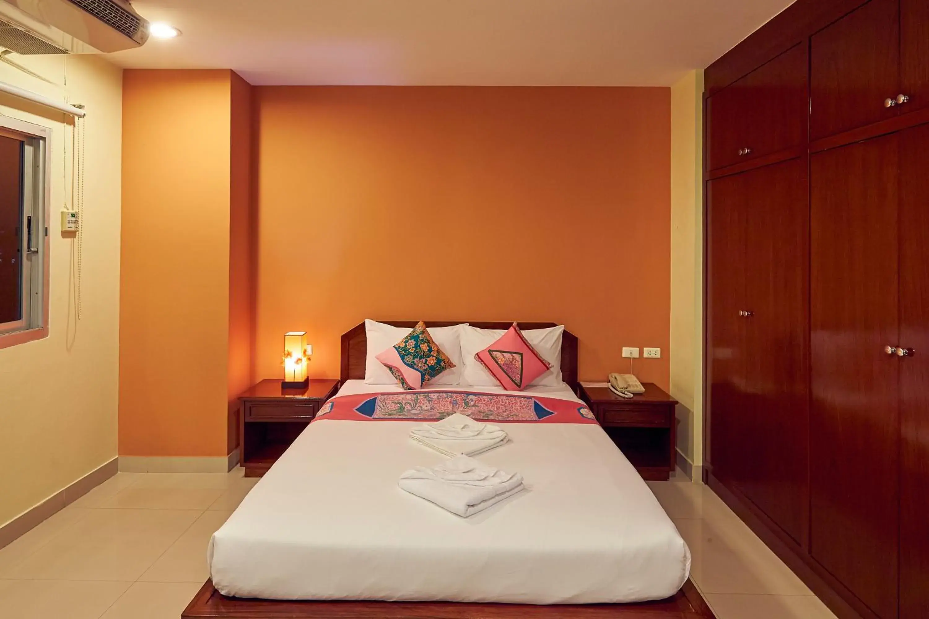 Queen Room with Balcony in Sivalai Place Queen Room with Balcony in Sivalai Place