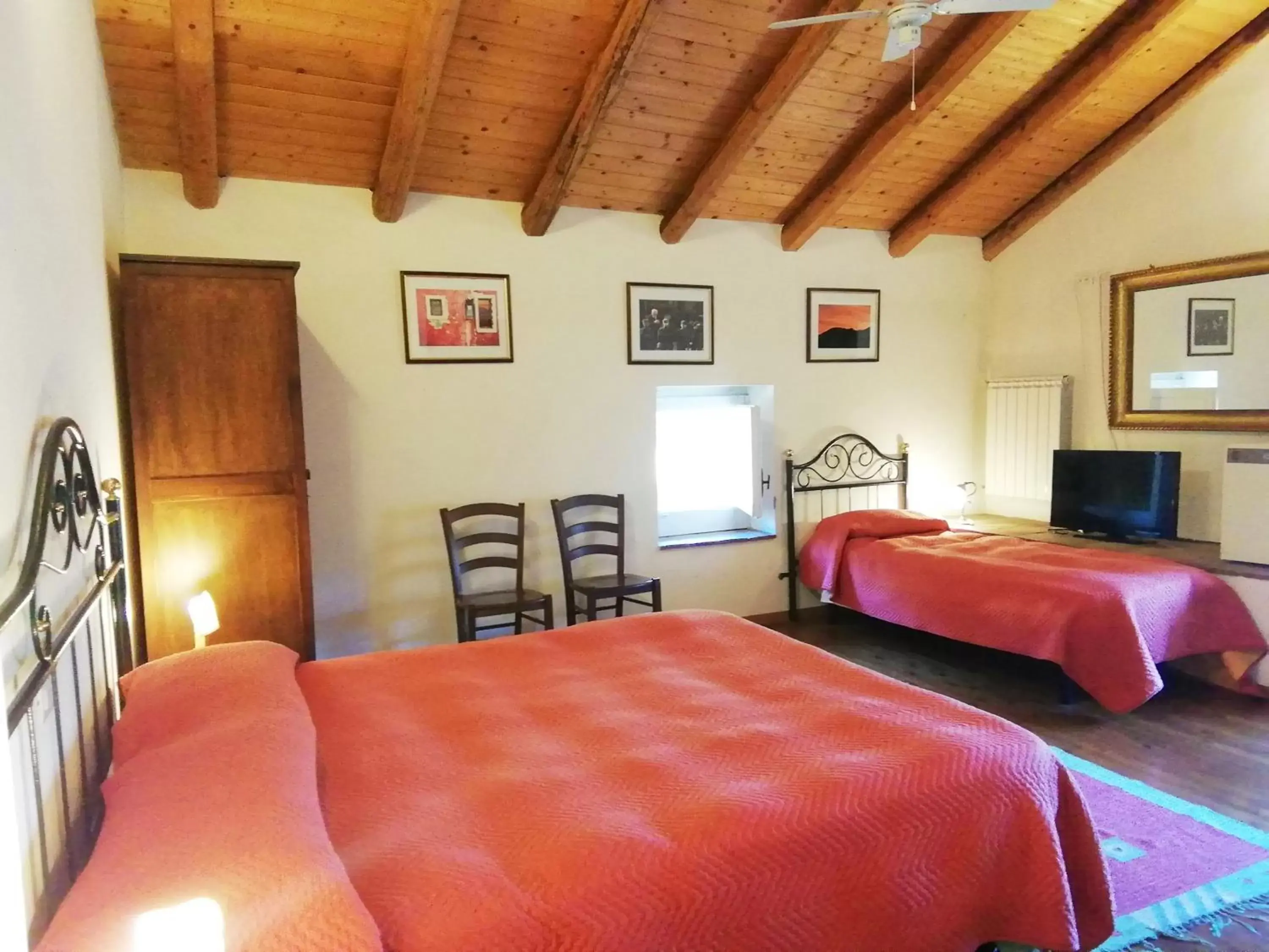 Triple Room in Case Zuccaro Triple Room in Case Zuccaro