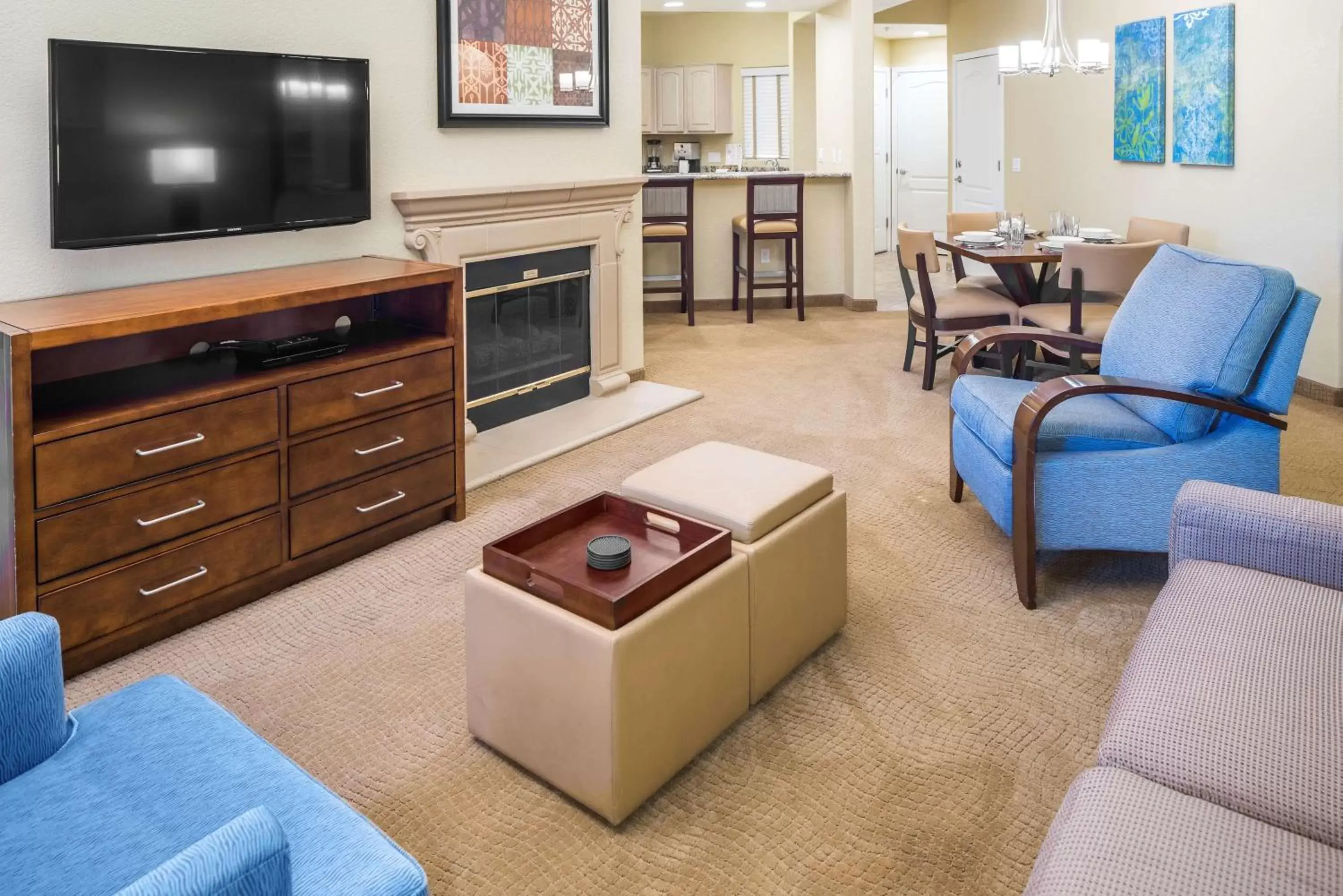 1 BEDROOM 1 KING SUITE ACCESSIBLE TUB in Hilton Vacation Club Scottsdale Villa Mirage 1 BEDROOM 1 KING SUITE ACCESSIBLE TUB in Hilton Vacation Club Scottsdale Villa Mirage