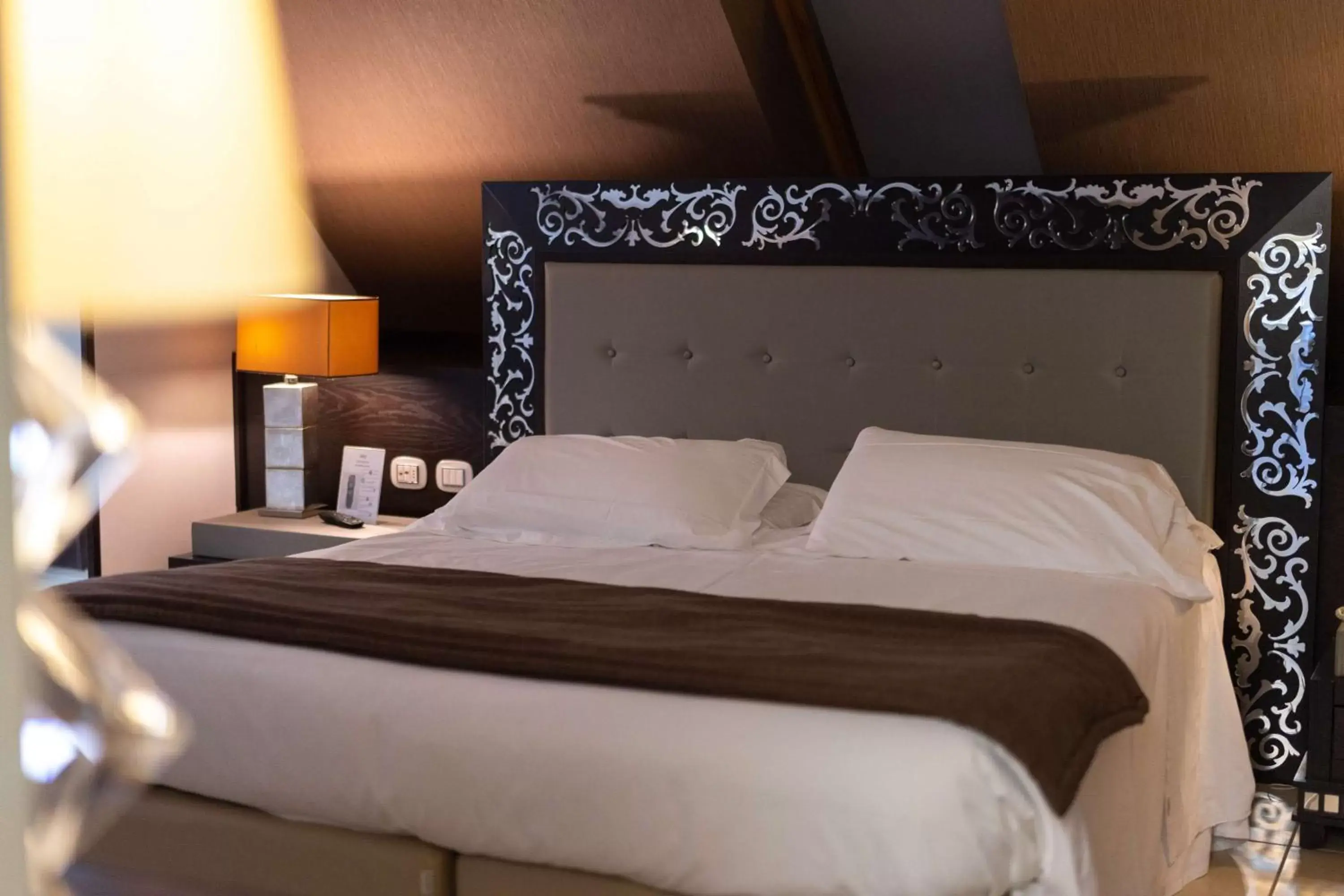 Family King Room with Sofa Bed in Best Western Plus Hotel Perla Del Porto Family King Room with Sofa Bed in Best Western Plus Hotel Perla Del Porto