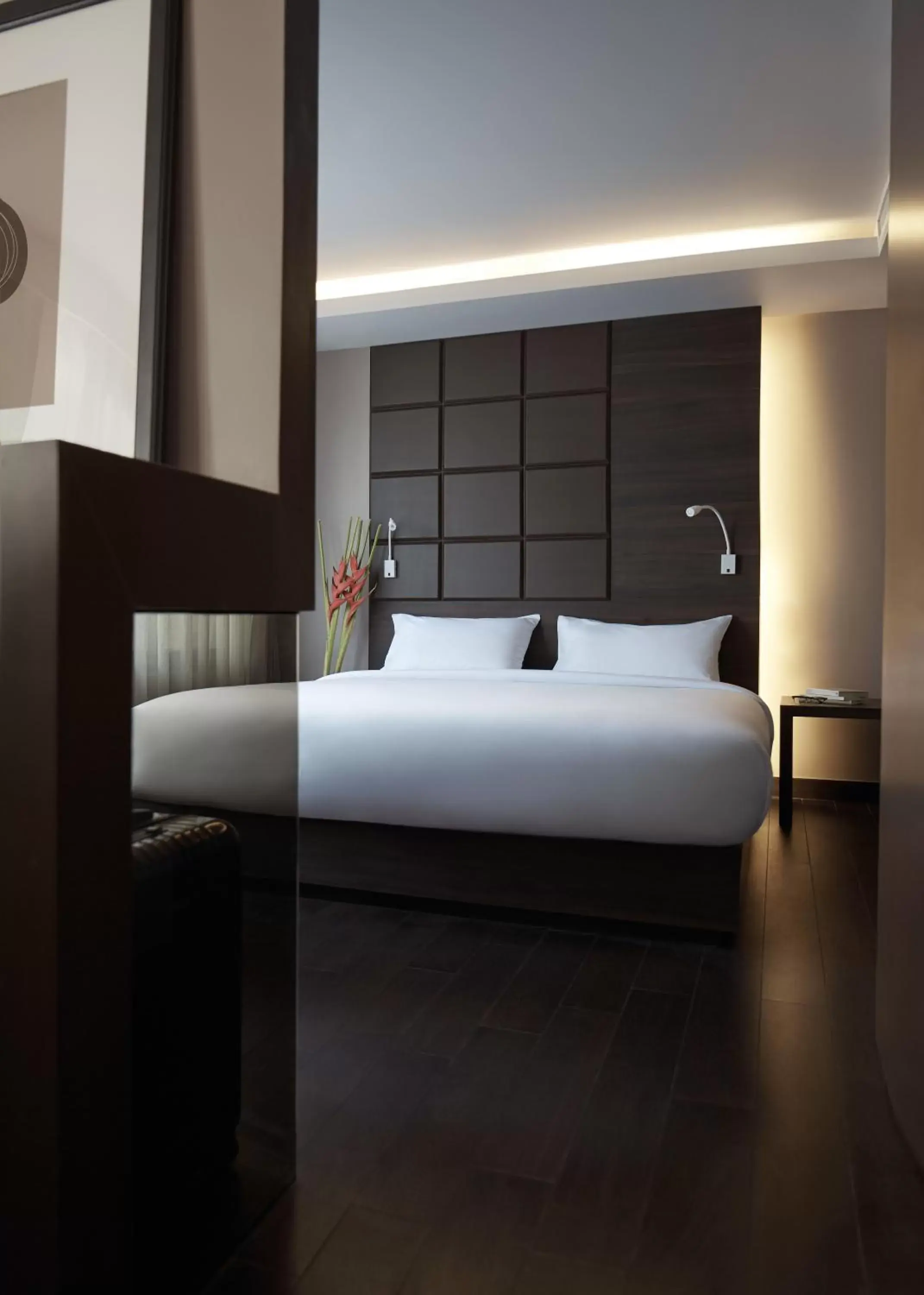 Deluxe King Suite in Happy 3 Deluxe King Suite in Happy 3