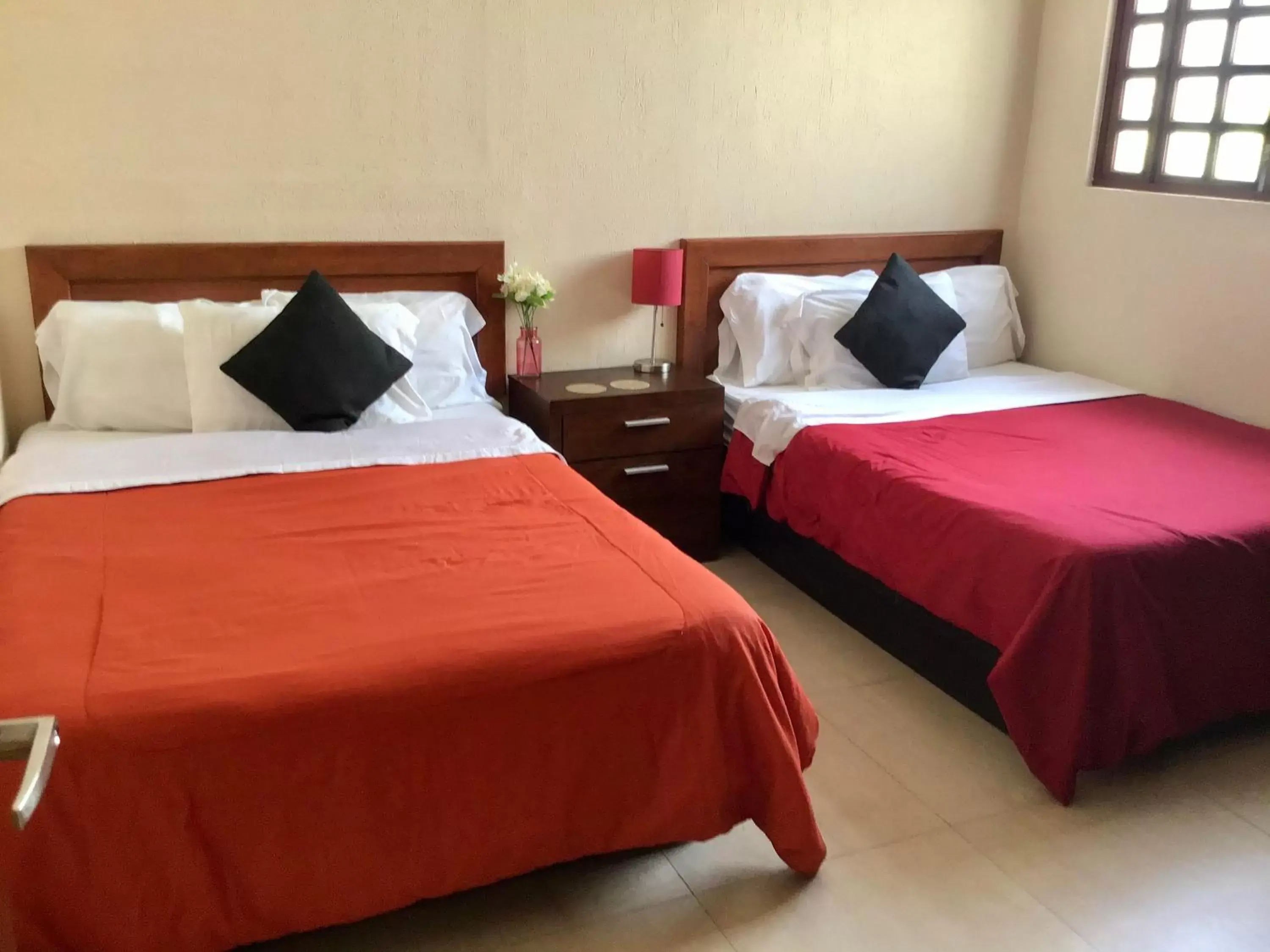 Twin Room with Private Bathroom in Bed and Breakfast Pecarí Twin Room with Private Bathroom in Bed and Breakfast Pecarí