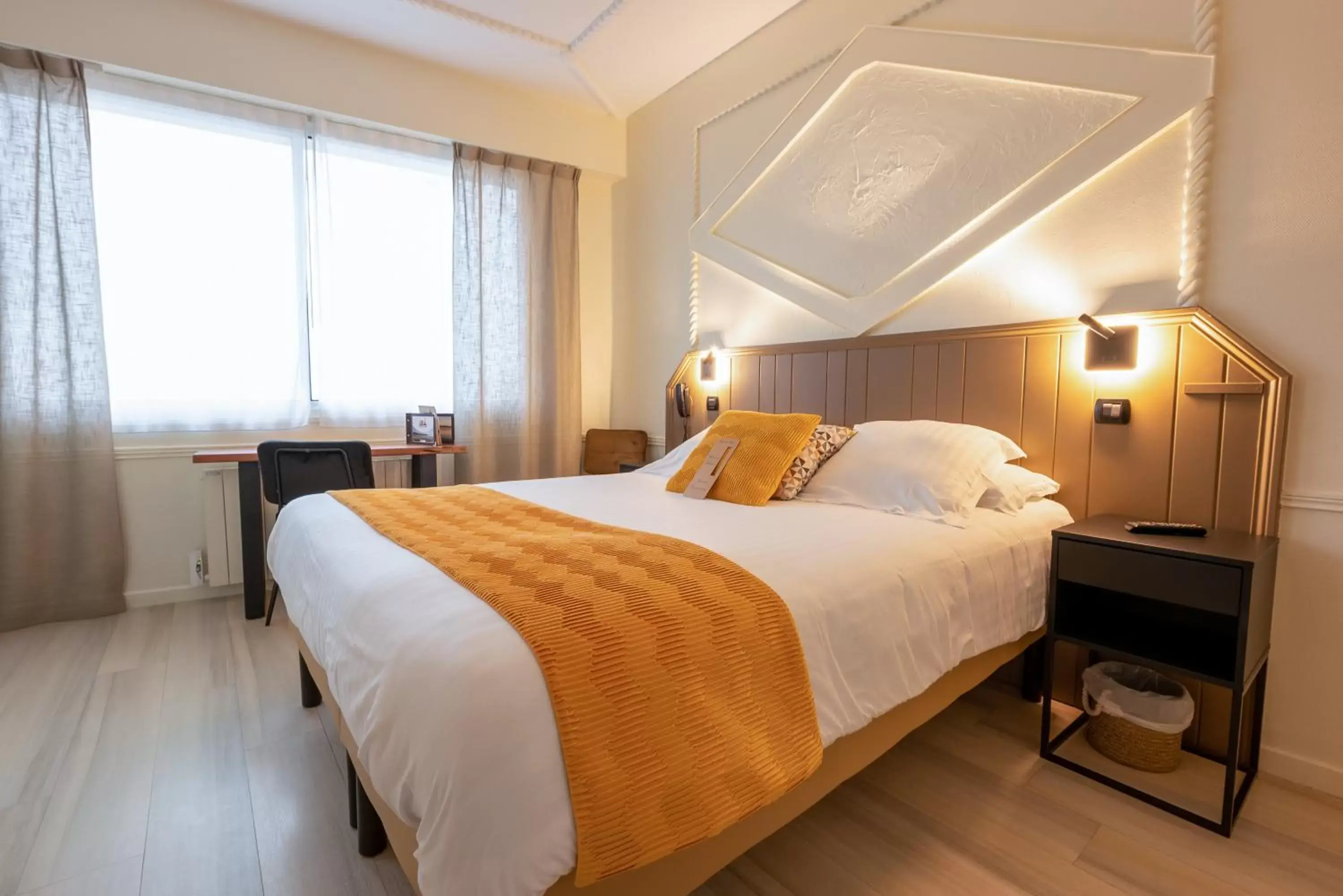 Double Room with Sea View in Logis Hôtel Rêve de Sable Double Room with Sea View in Logis Hôtel Rêve de Sable