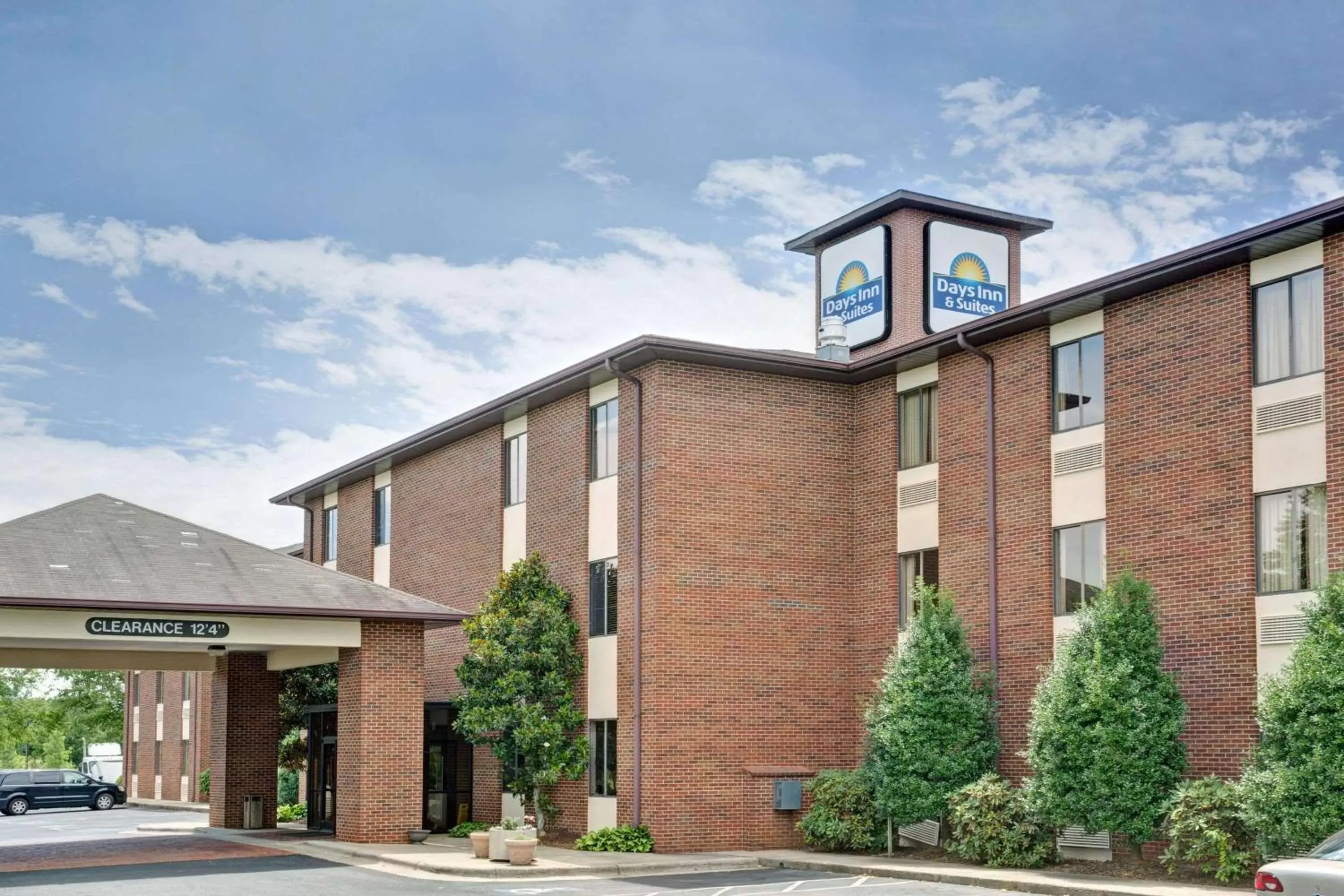 Days Inn & Suites by Wyndham Hickory Days Inn & Suites by Wyndham Hickory