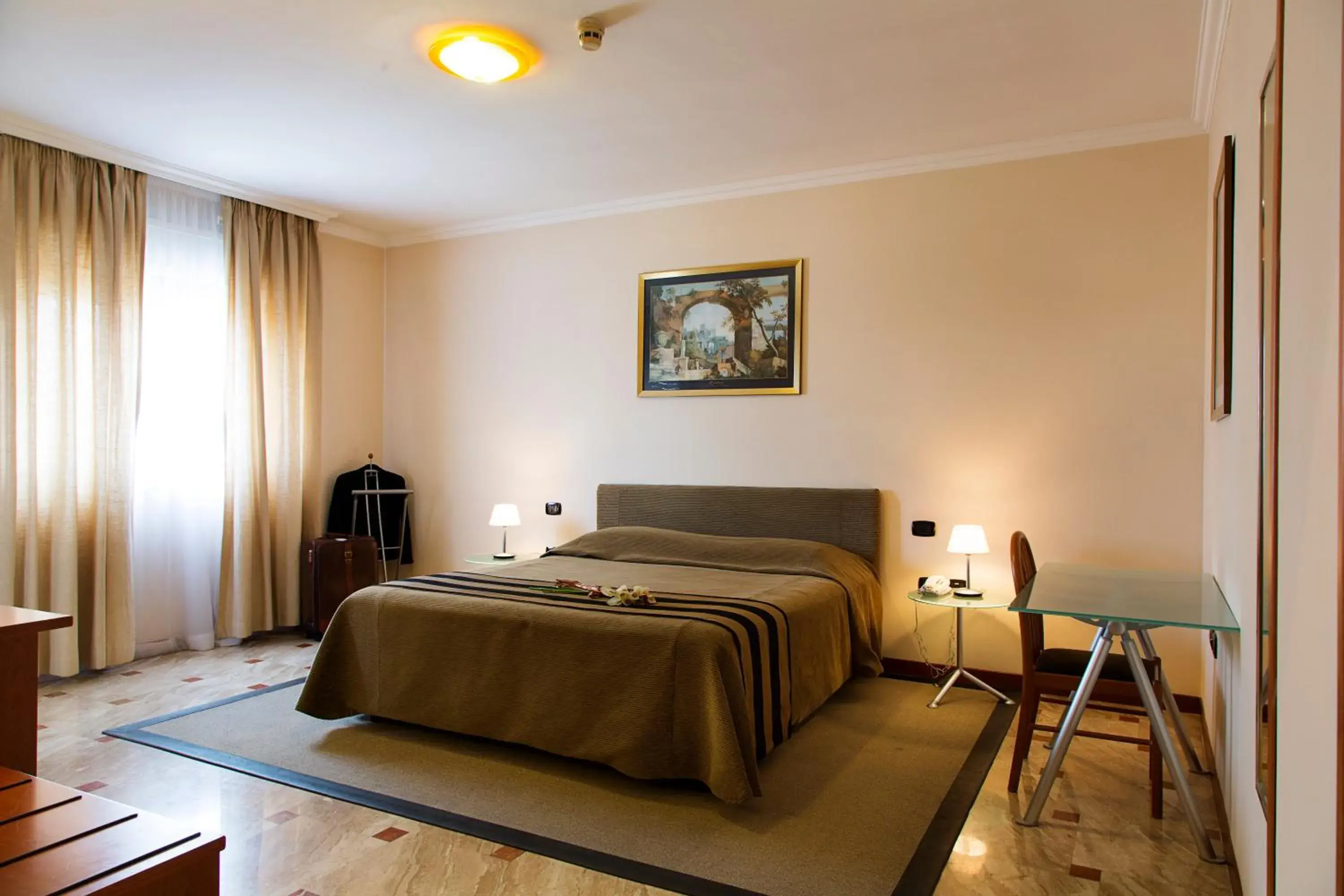 Double Room in Hotel Palace 2000 Double Room in Hotel Palace 2000