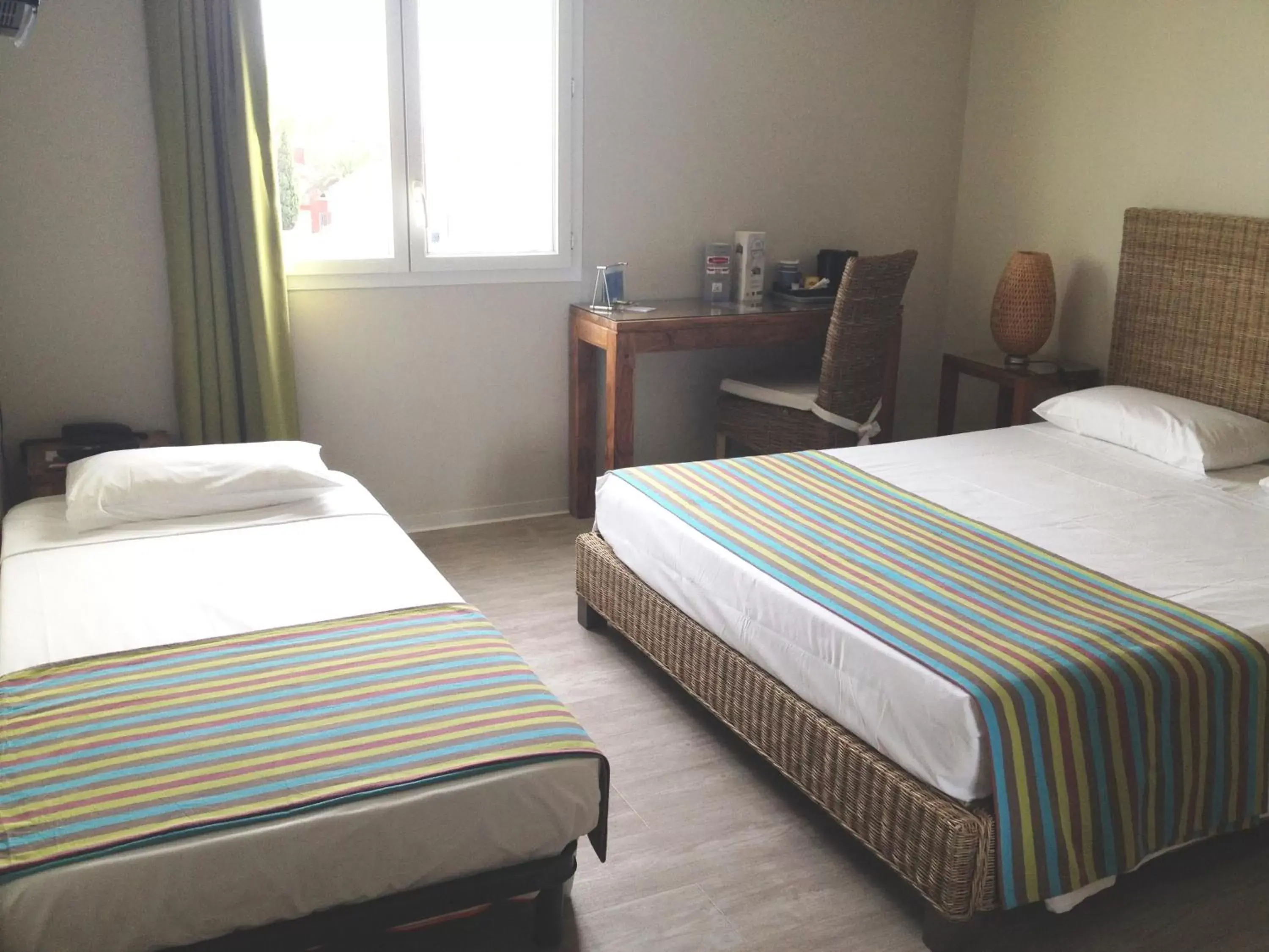 Triple Room in Kyriad Perpignan Sud Triple Room in Kyriad Perpignan Sud