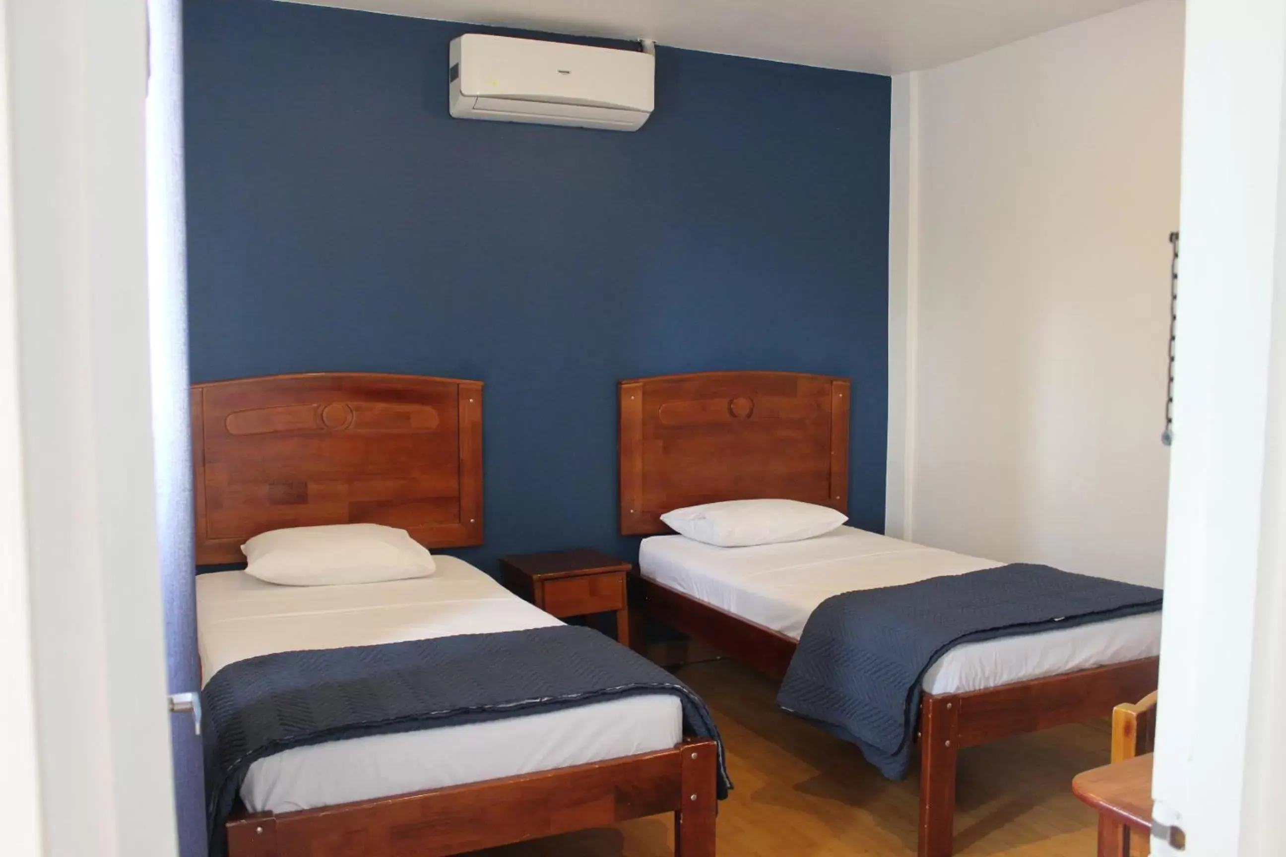 Economy Twin Room in Park View Hotel & Restaurant Economy Twin Room in Park View Hotel & Restaurant