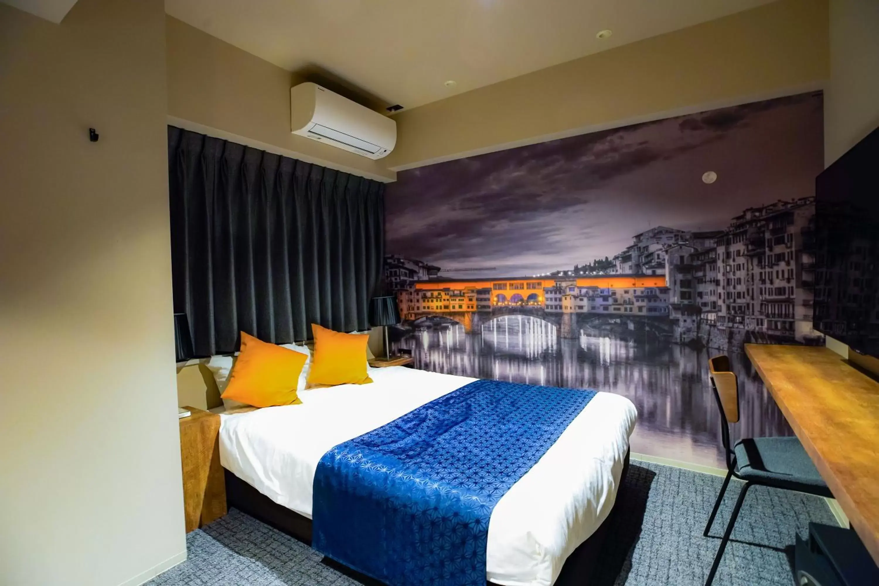 Double Room with Private Bathroom - single occupancy in Hotel S-Presso Namba Double Room with Private Bathroom - single occupancy in Hotel S-Presso Namba
