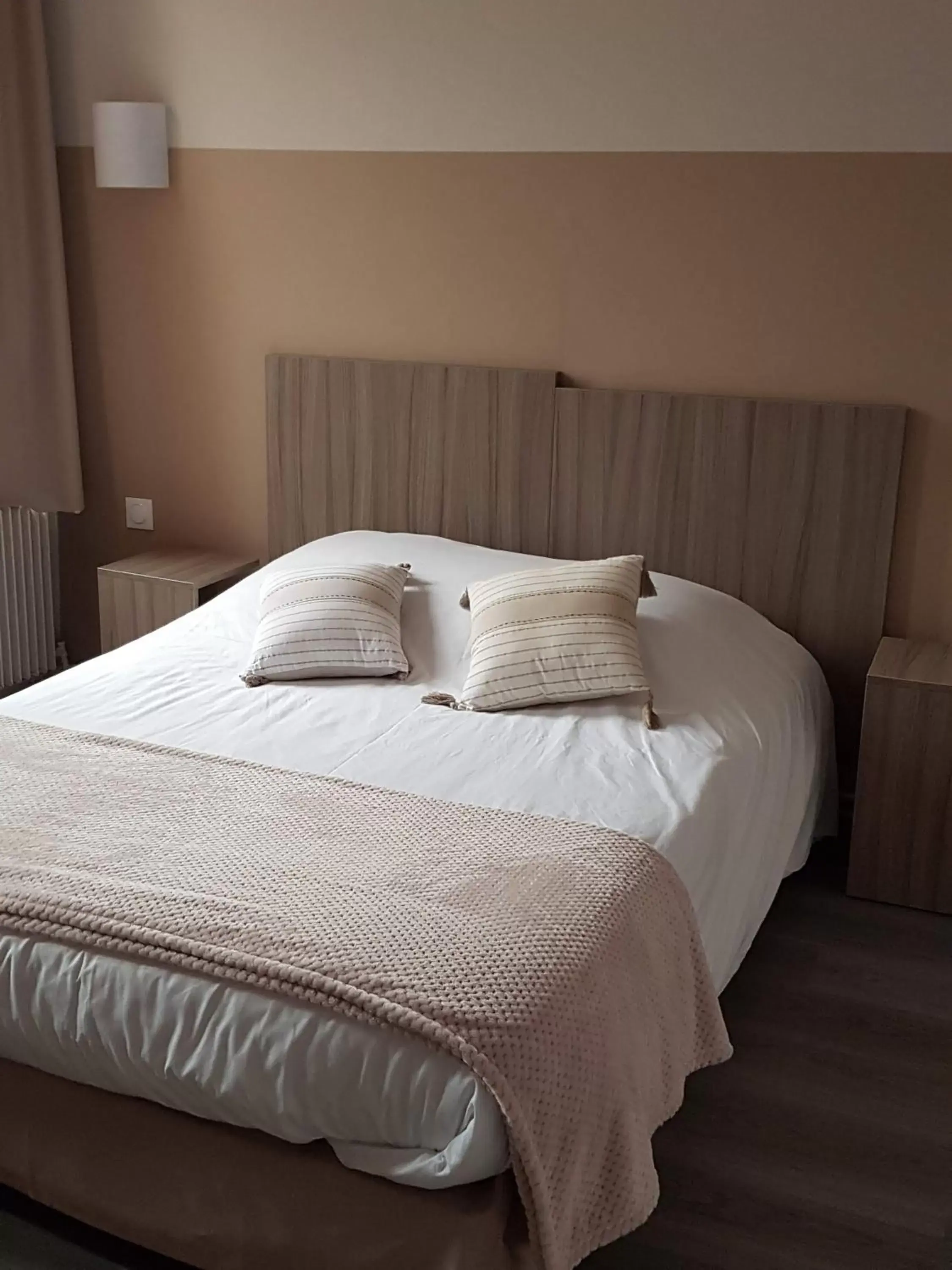 Double Room in Au Lion d'or Double Room in Au Lion d'or