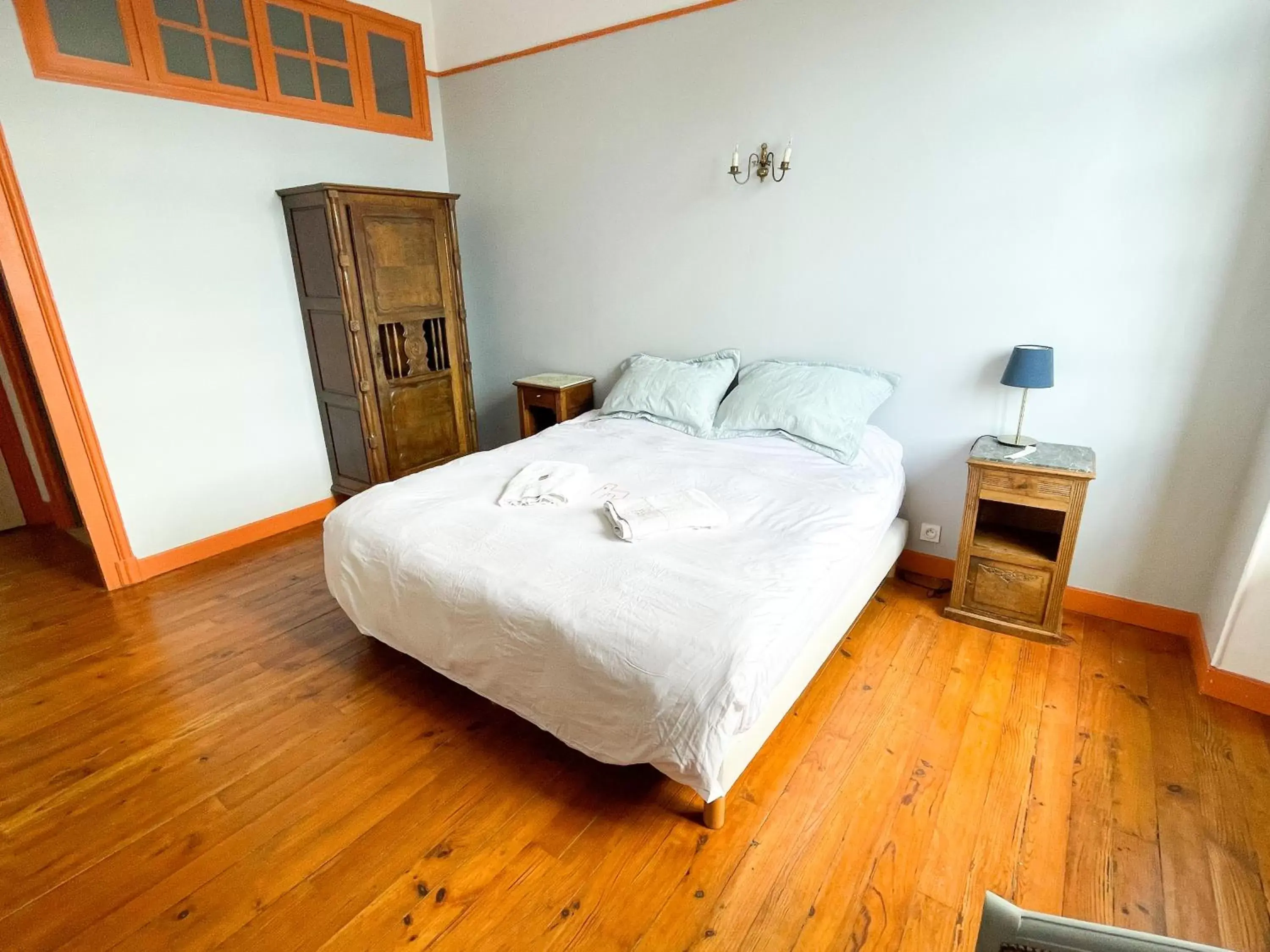 Double Room with Terrace in Chambres du Pont de la Légende Double Room with Terrace in Chambres du Pont de la Légende