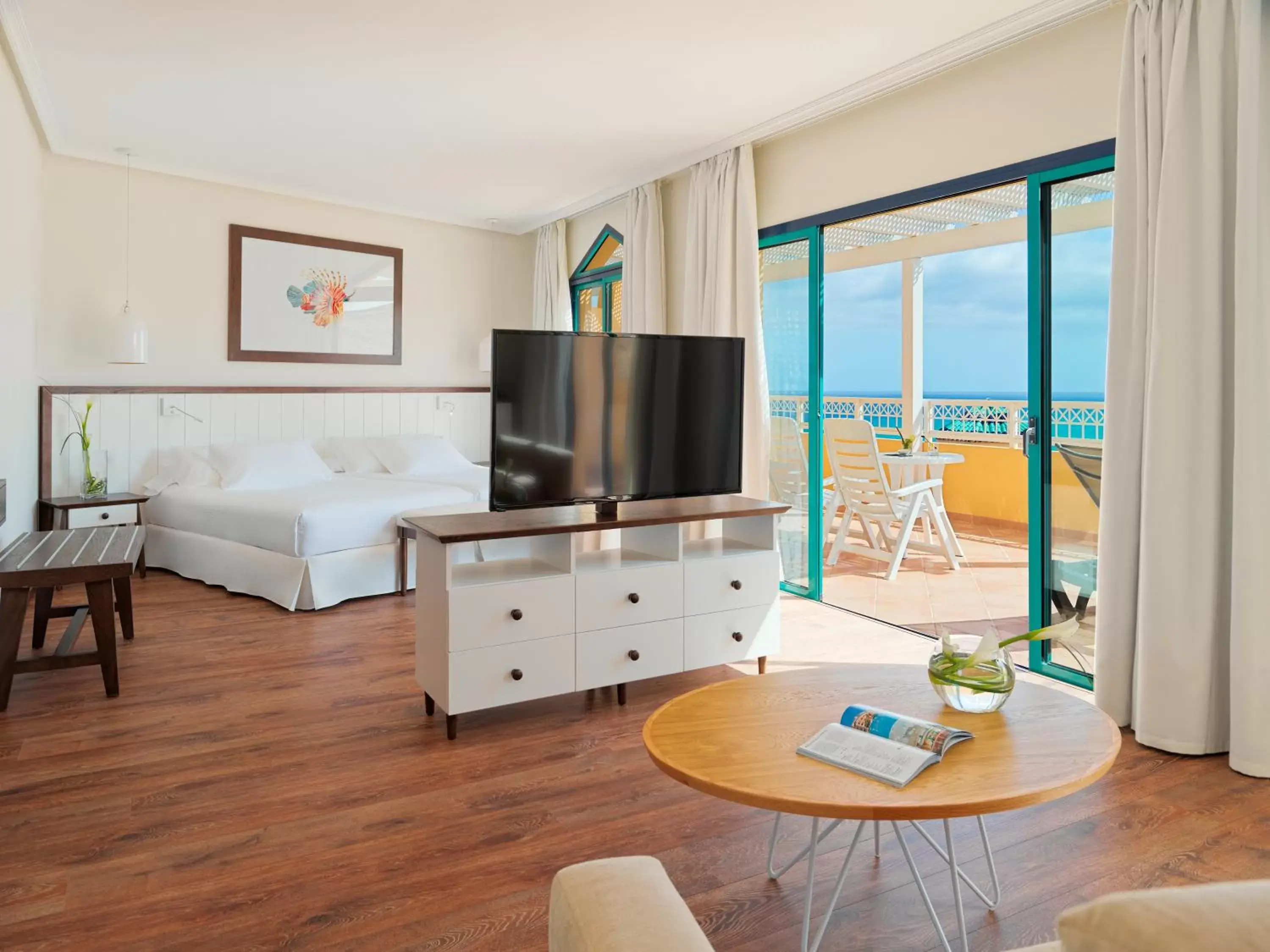 Junior Suite Privilege in H10 Playa Esmeralda - Adults Only Junior Suite Privilege in H10 Playa Esmeralda - Adults Only