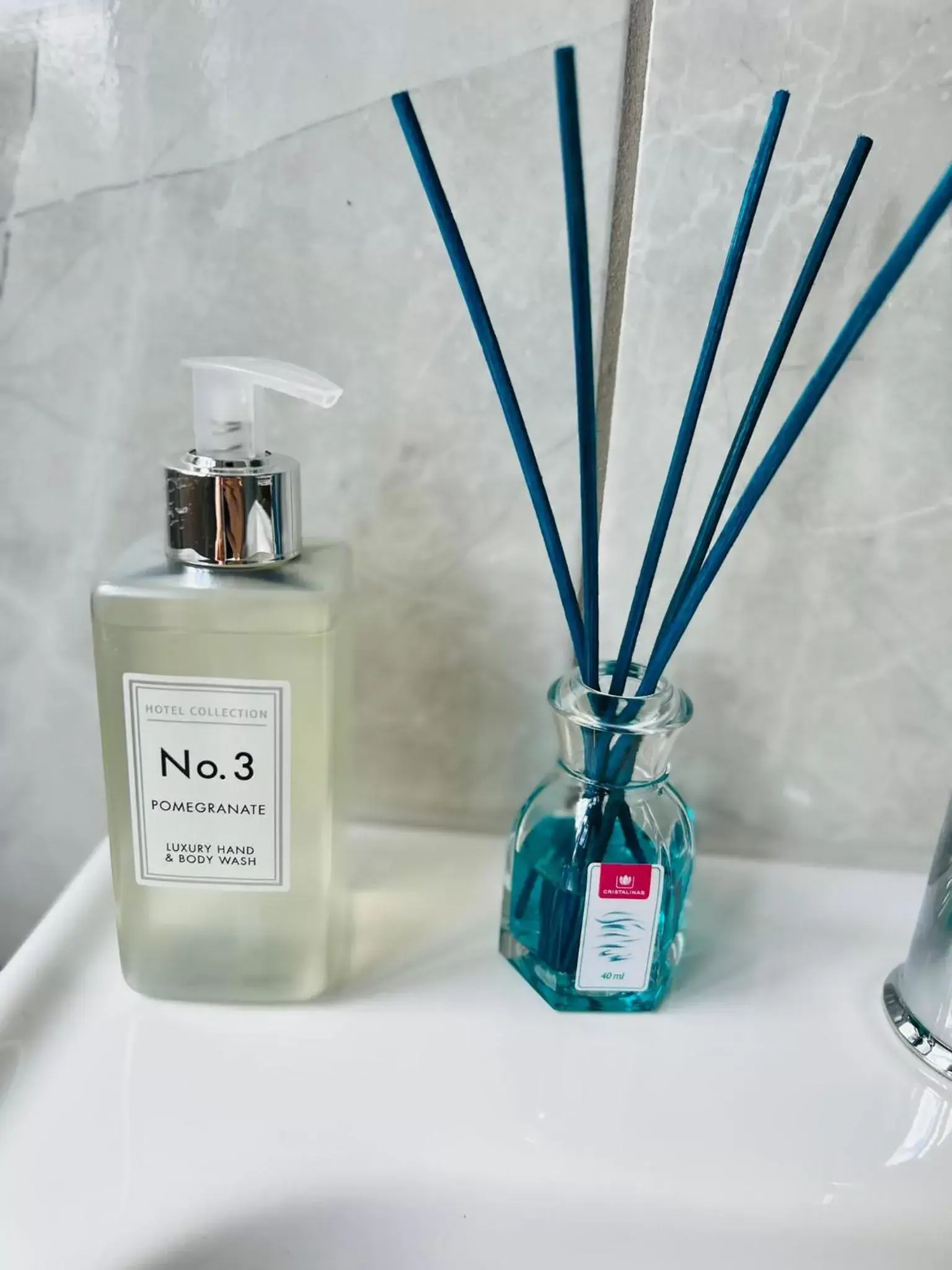 Deluxe Double Room in Indigo Suites Deluxe Double Room in Indigo Suites