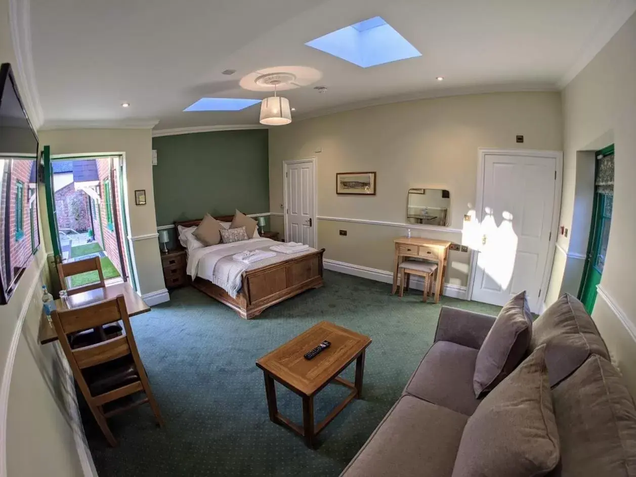 Double Room - Disability Access in Railway Hotel Double Room - Disability Access in Railway Hotel