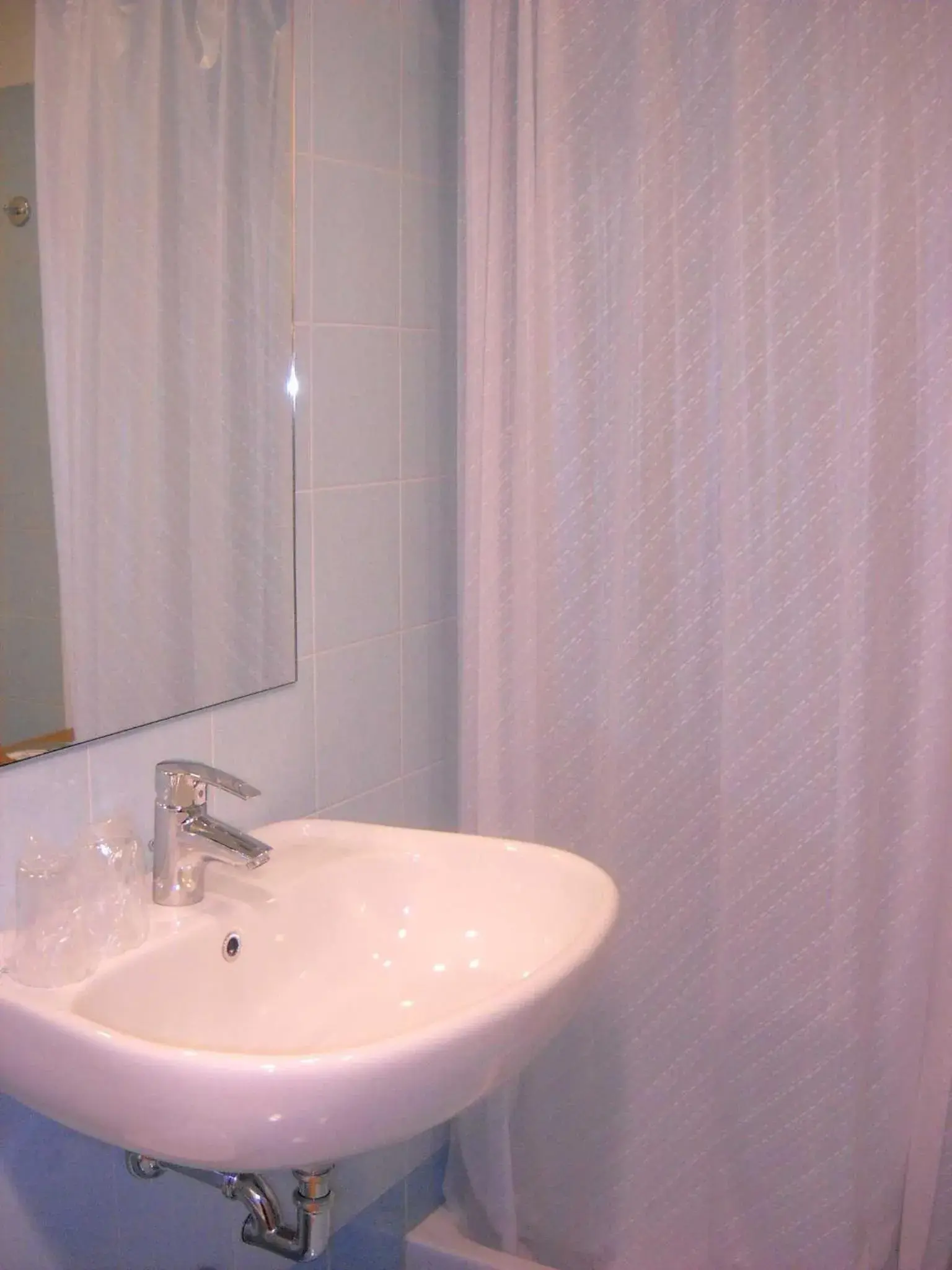 Single Room in Hotel Tre Re Single Room in Hotel Tre Re