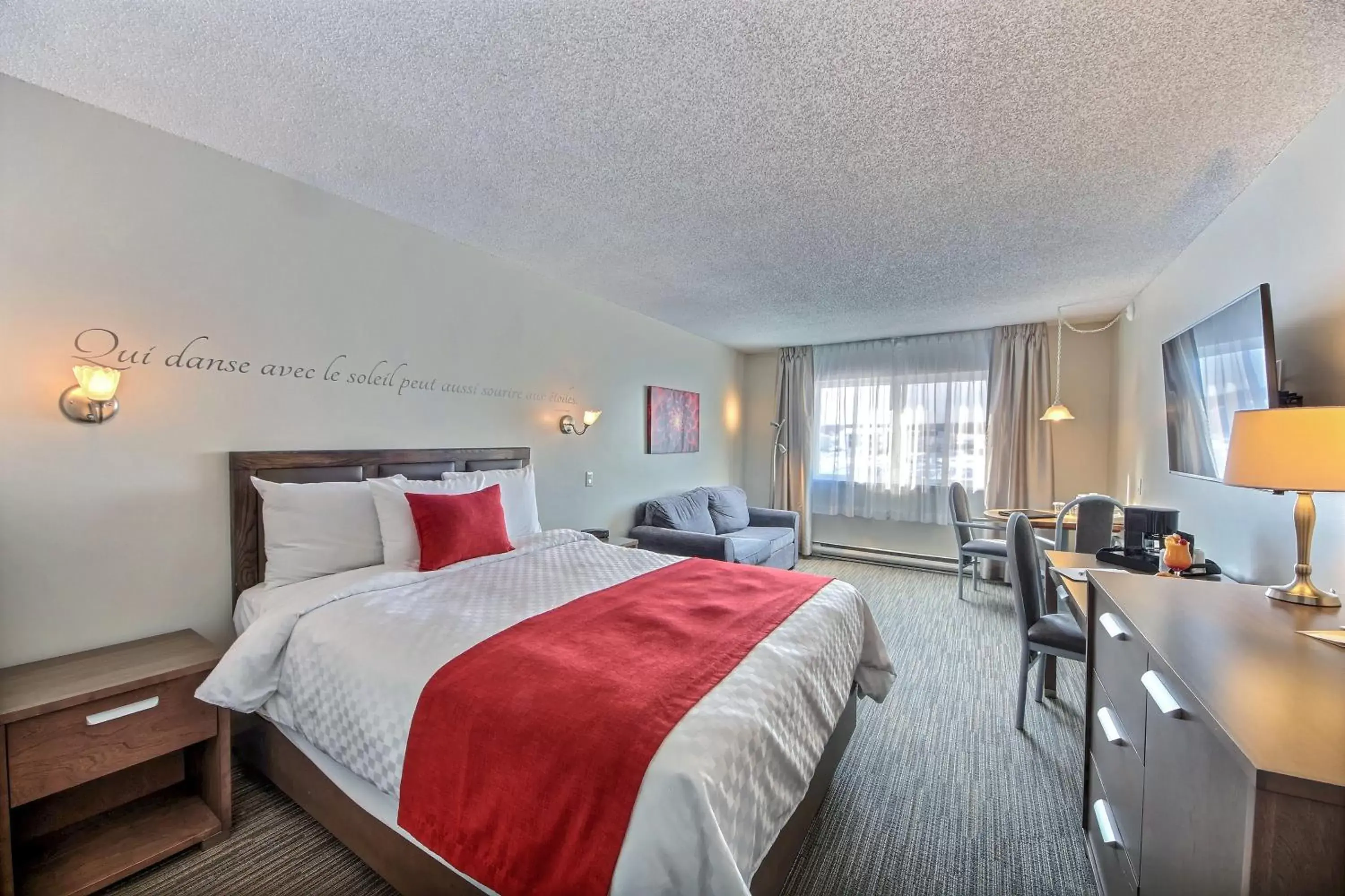 Queen Room (2 Adults) in Chateau Roberval Queen Room (2 Adults) in Chateau Roberval