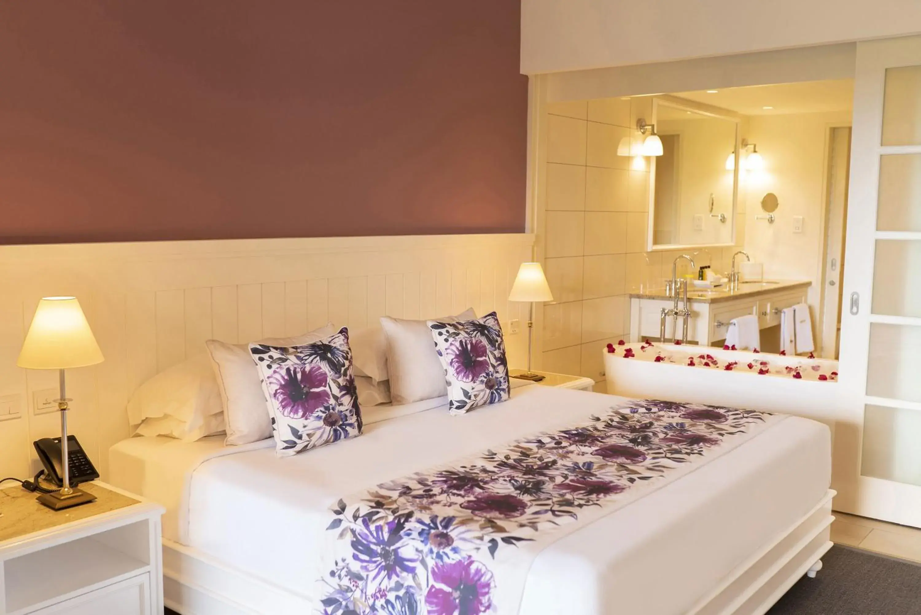 Junior Suite in Maritim Resort & Spa Mauritius Junior Suite in Maritim Resort & Spa Mauritius