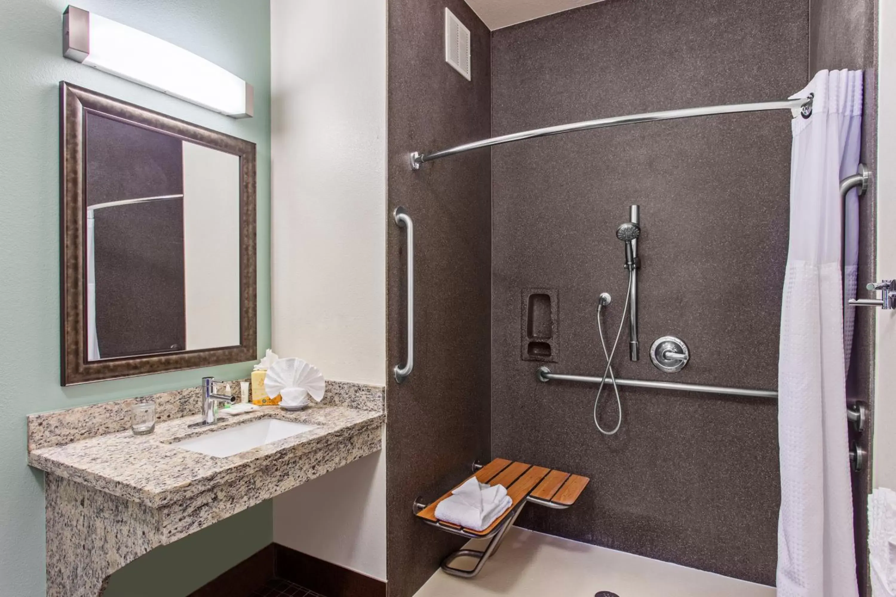 Queen Room with Accessible Roll In Shower - Non-Smoking in Staybridge Suites Irvine East/Lake Forest by IHG Queen Room with Accessible Roll In Shower - Non-Smoking in Staybridge Suites Irvine East/Lake Forest by IHG