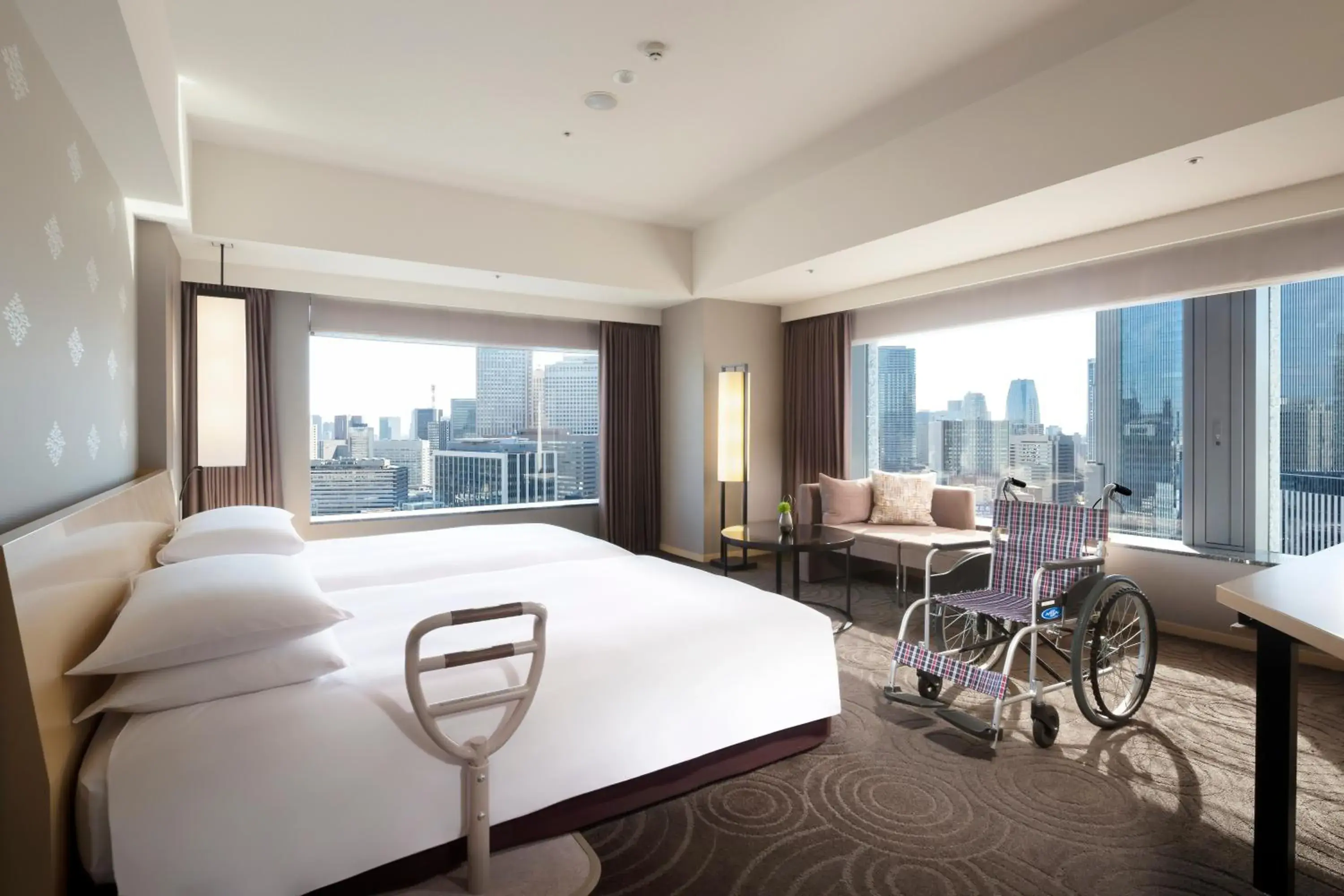 Twin Room - Disability Access in The Capitol Hotel Tokyu Twin Room - Disability Access in The Capitol Hotel Tokyu