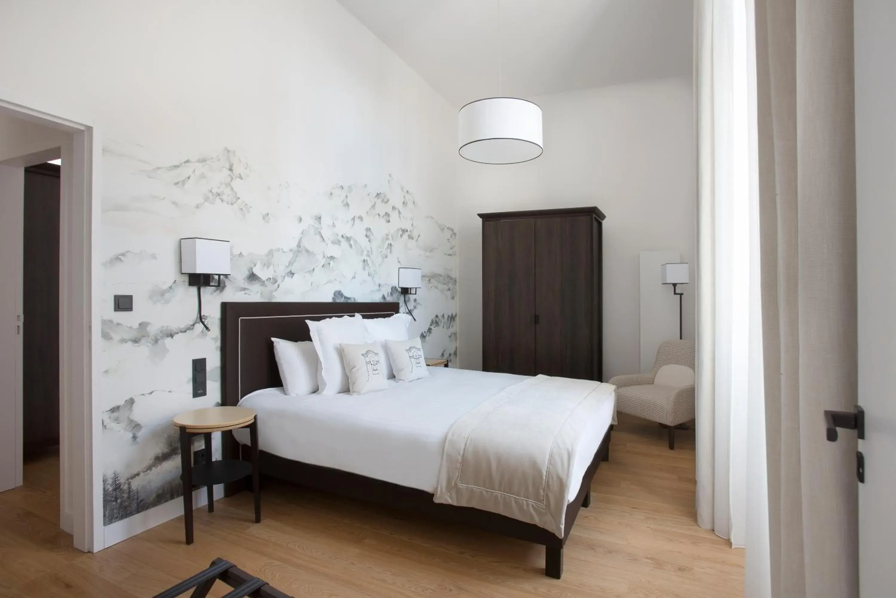 Privilege Apartment in College des Doctrinaires Privilege Apartment in College des Doctrinaires