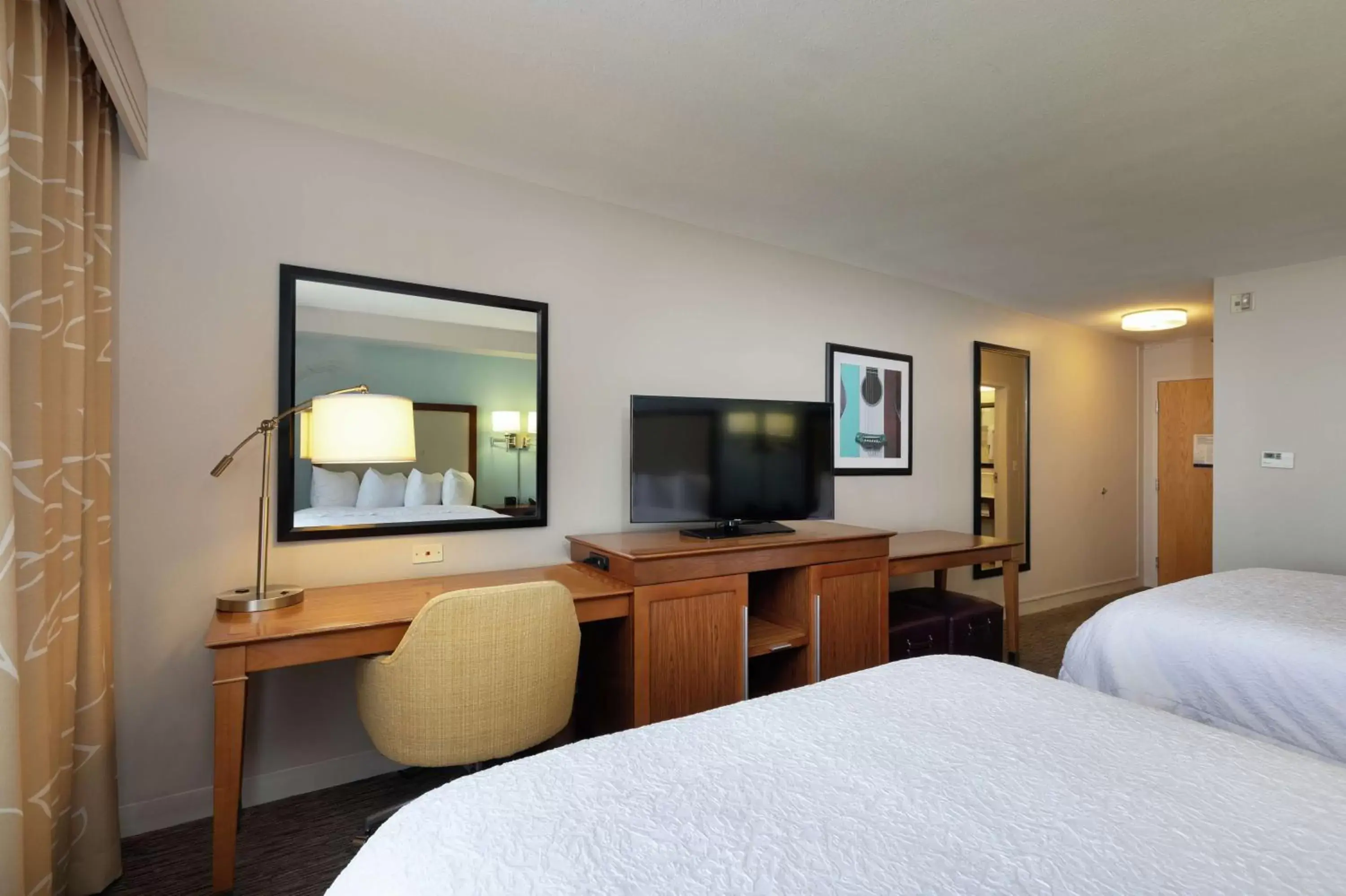 Double Room with Two Double Beds - Hearing Access in Hampton Inn & Suites-Austin Airport Double Room with Two Double Beds - Hearing Access in Hampton Inn & Suites-Austin Airport