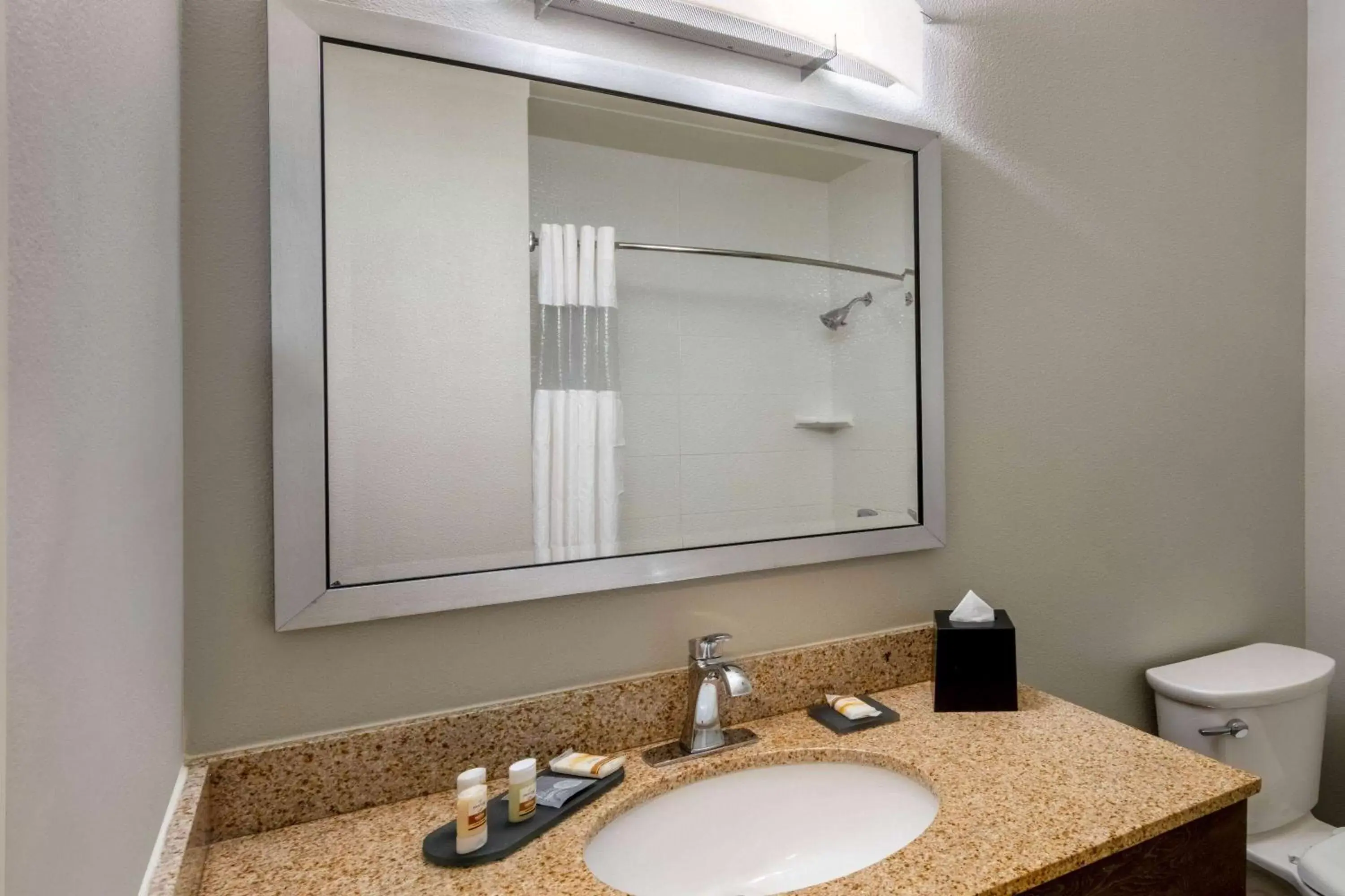 Queen Room with Two Queen Beds in La Quinta by Wyndham Fairbanks Airport Queen Room with Two Queen Beds in La Quinta by Wyndham Fairbanks Airport