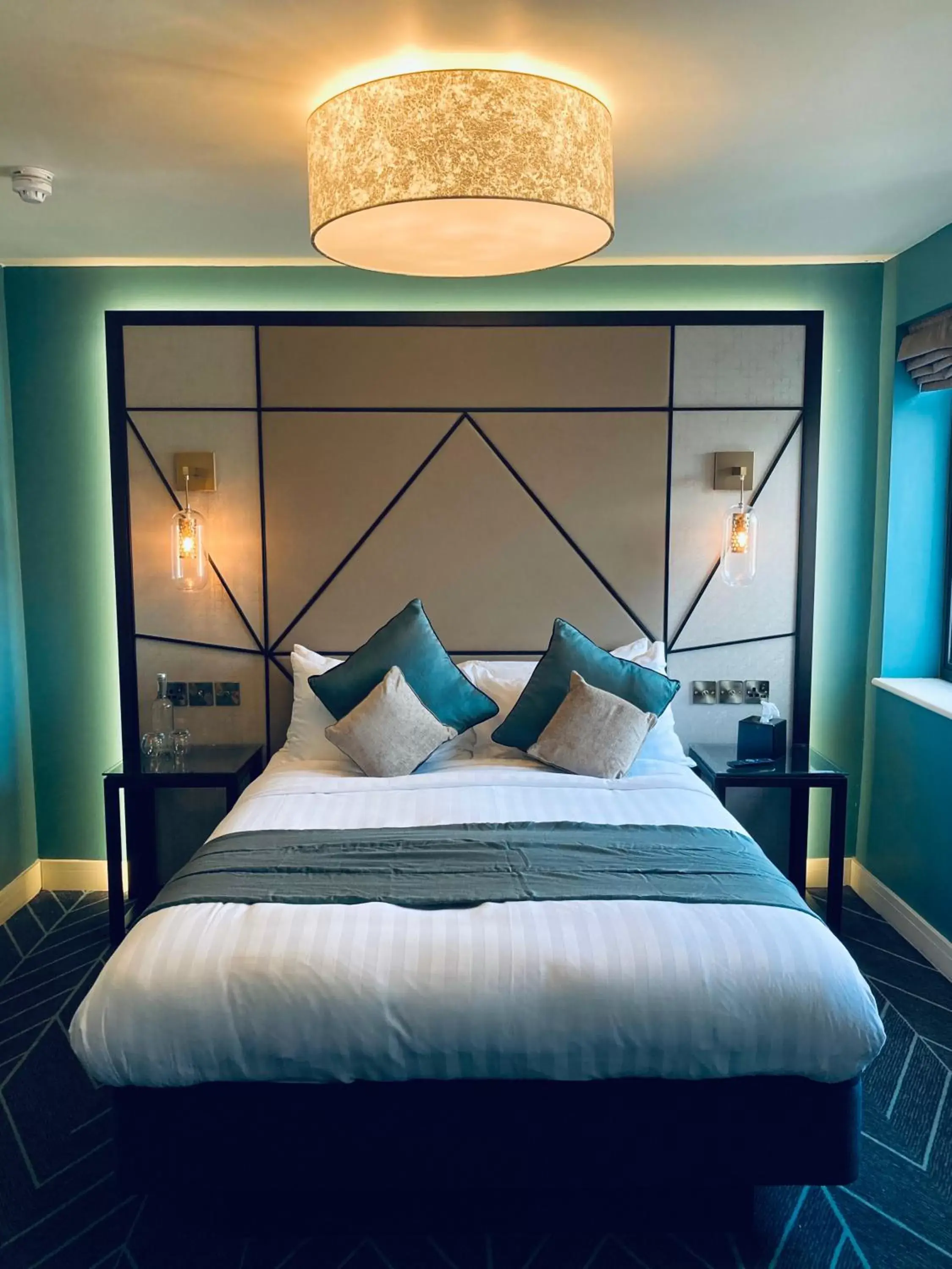 Comfy King in Seven Hotel Comfy King in Seven Hotel